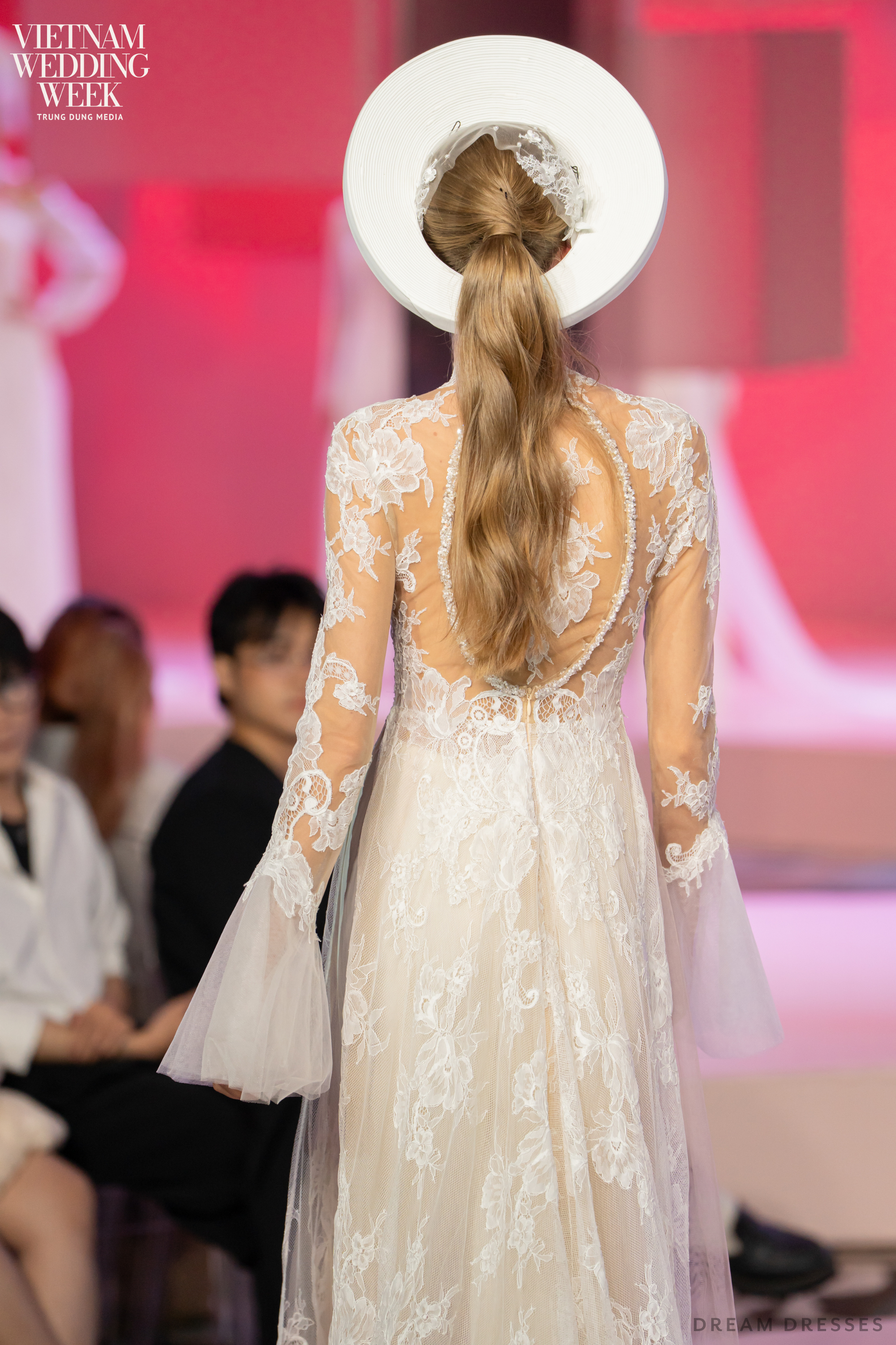 White Bridal Ao Dai | Modern Vietnamese Bridal Dress with French Lace (#AZURA)