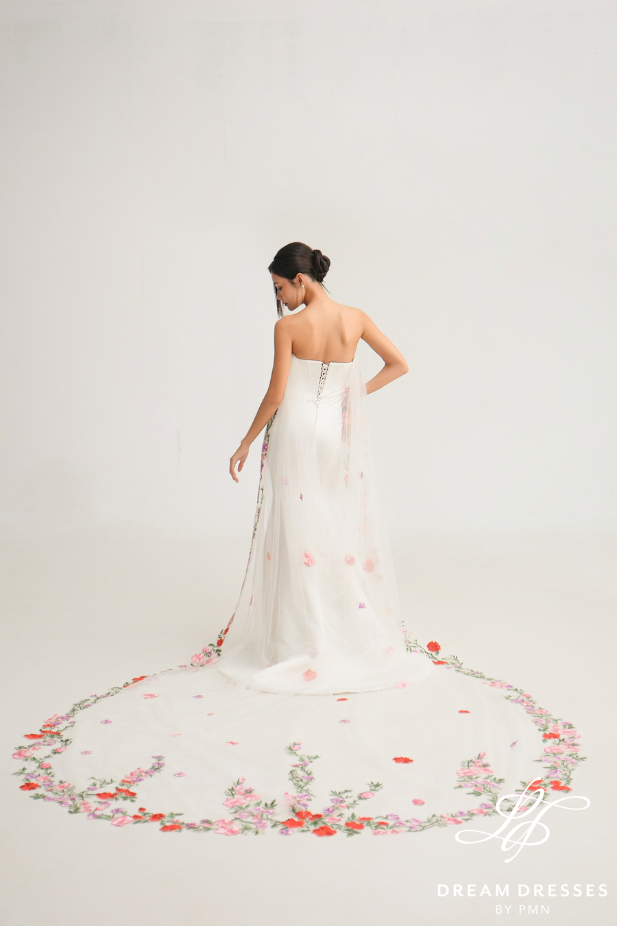100% Hand-sew Bridal Veil (#MISTELLE)