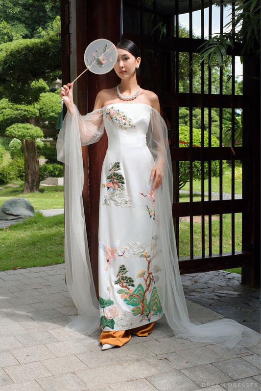 White Bridal Embroidery Ao Dai | Modern Vietnamese Bridal Dress (#ROYALINA) - Dream Dresses by P.M.N.