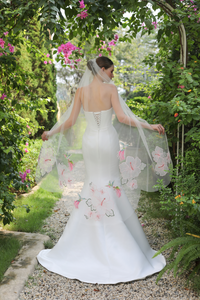 Single Tier Veil with Floral Lace (#ANJA) - Dream Dresses by P.M.N.
