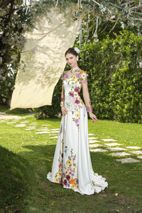 White Floral Embroidered Ao Dai | Vietnamese Modern Bridal Dress (#SAIKA) - Dream Dresses by P.M.N.