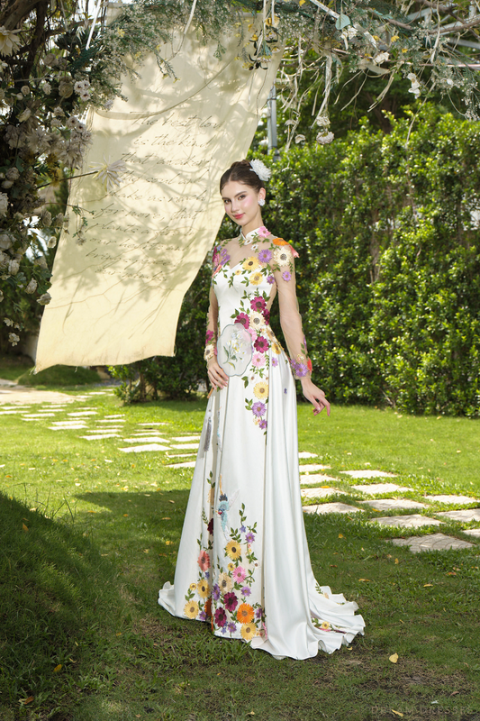 White Floral Embroidered Ao Dai | Vietnamese Modern Bridal Dress (#SAIKA) - Dream Dresses by P.M.N.