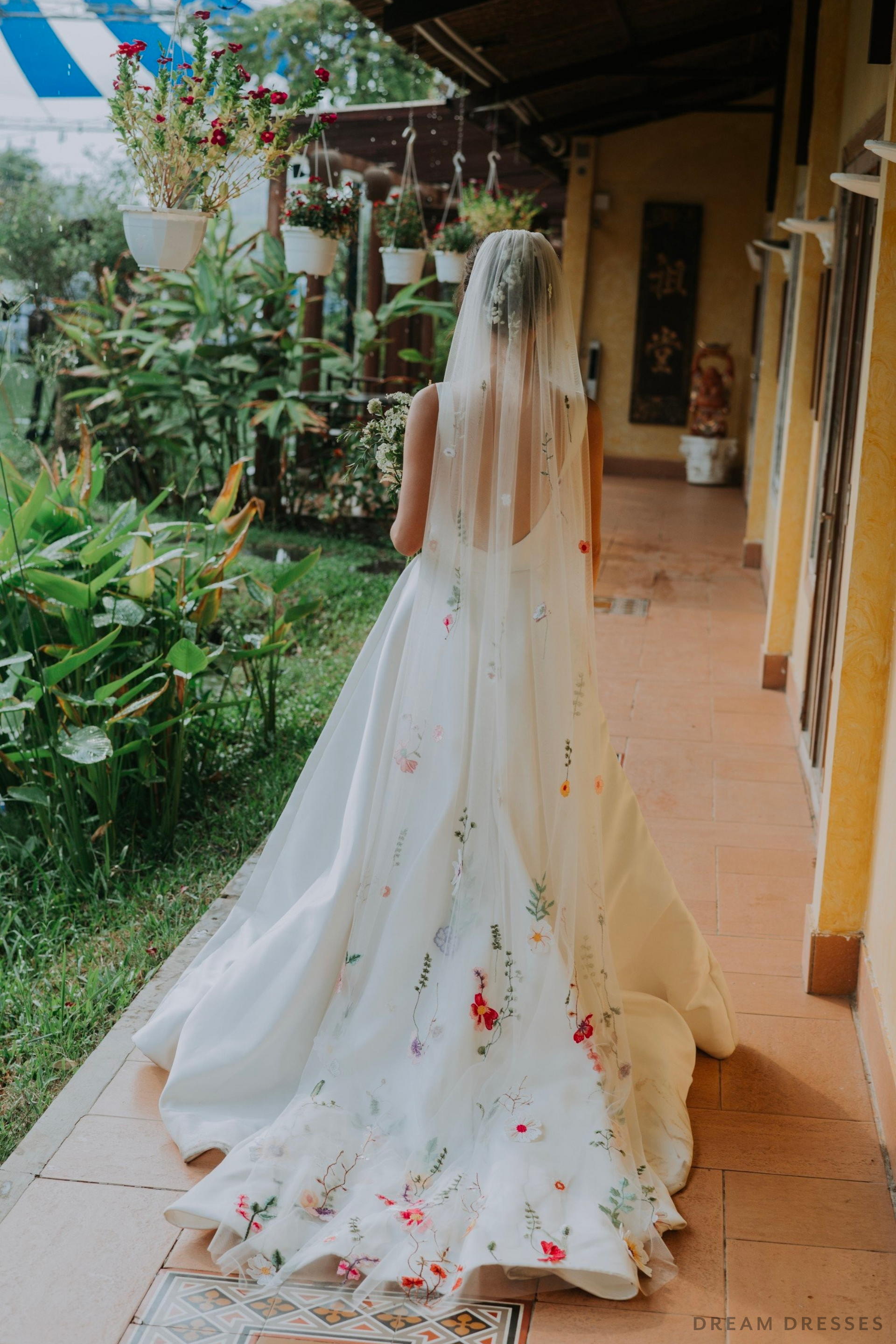 One Tier Colorful Floral Veil (#FLORAL) - Dream Dresses by P.M.N.