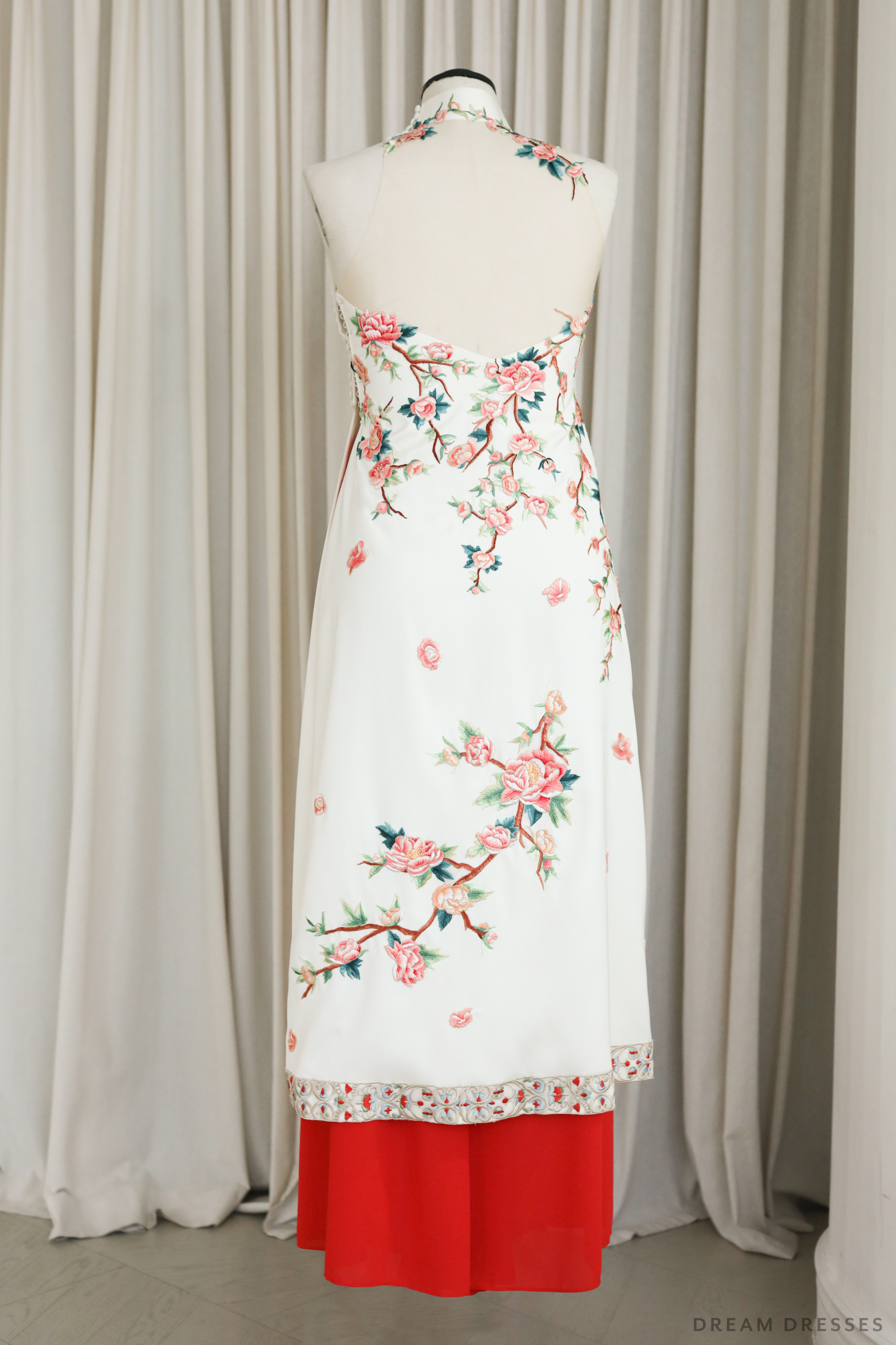 Cheongsam-Inspired Ao Dai | Ivory Silk Ao Dai with Embroidery (#YUE)
