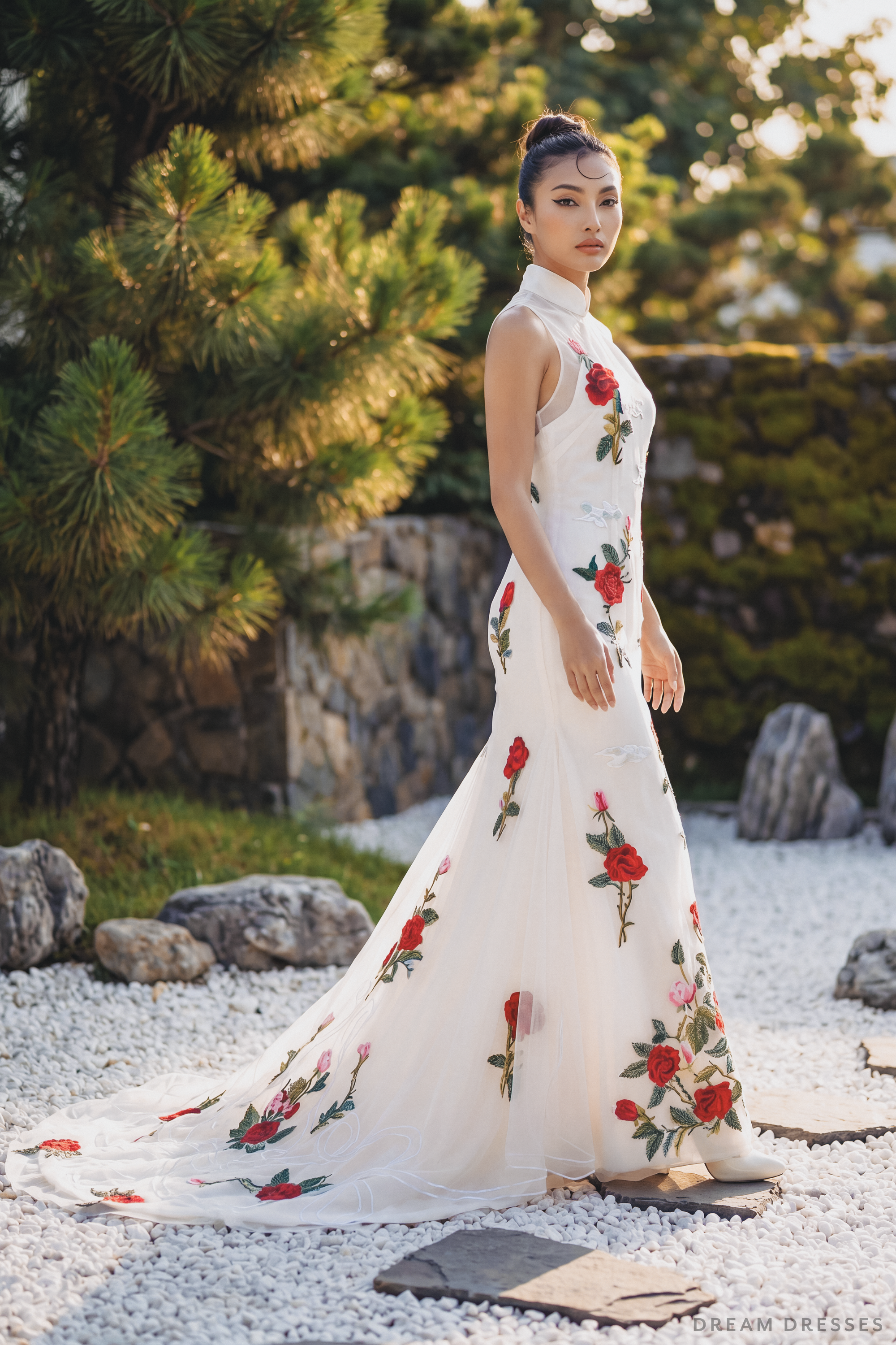 White Bridal Cheongsam | Modern Cheongsam Bridal Dress (#ROSIA)