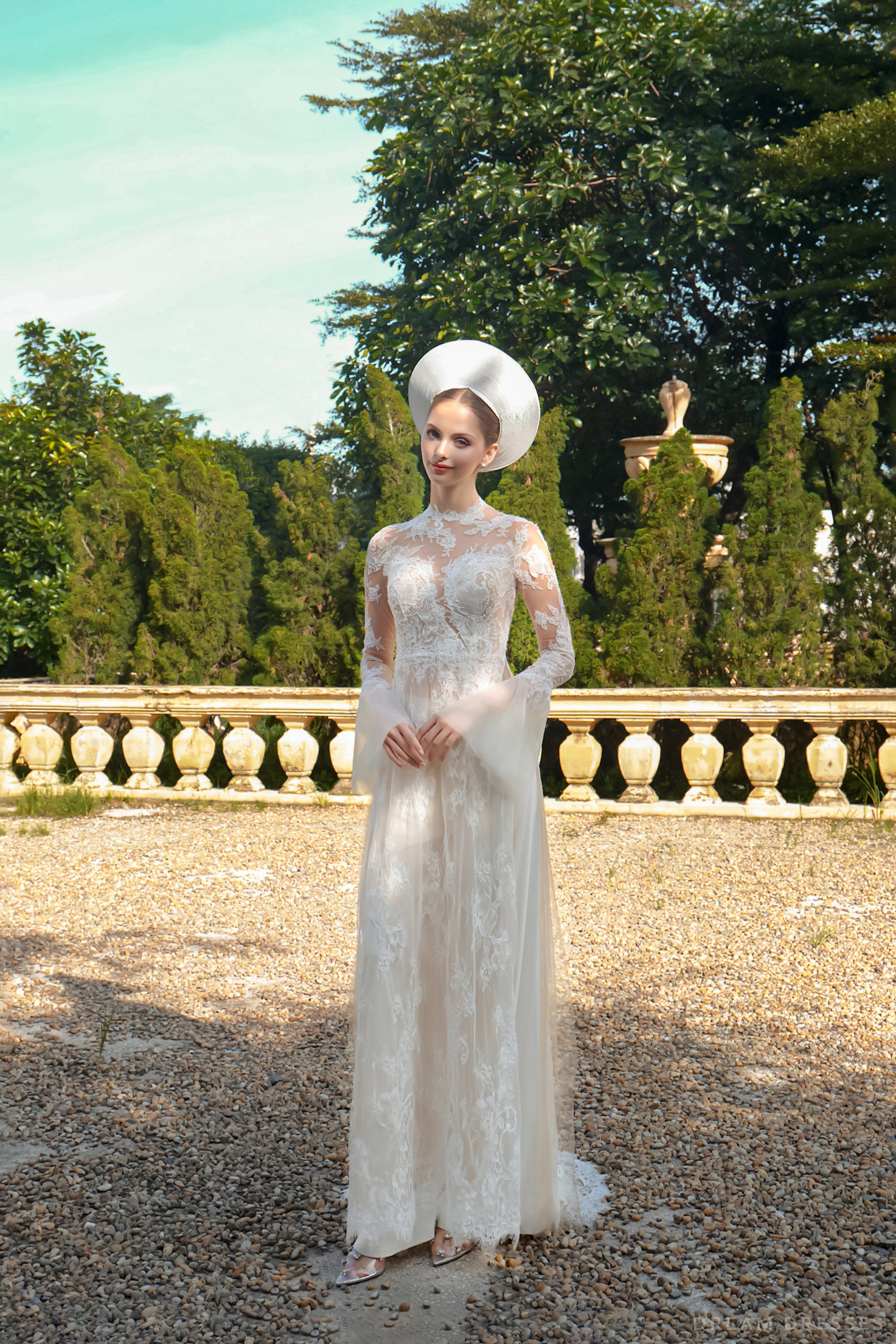 White Bridal Ao Dai | Modern Vietnamese Bridal Dress with French Lace (#AZURA)