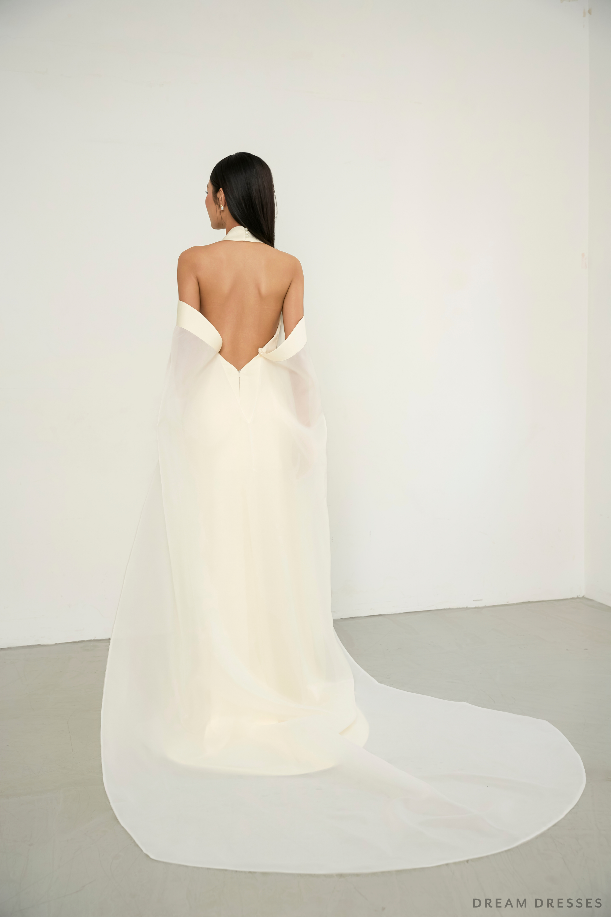 Ivory Bridal Cheongsam with Bridal Cape | Ivory Qipao Bridal Gown (#XINYI)