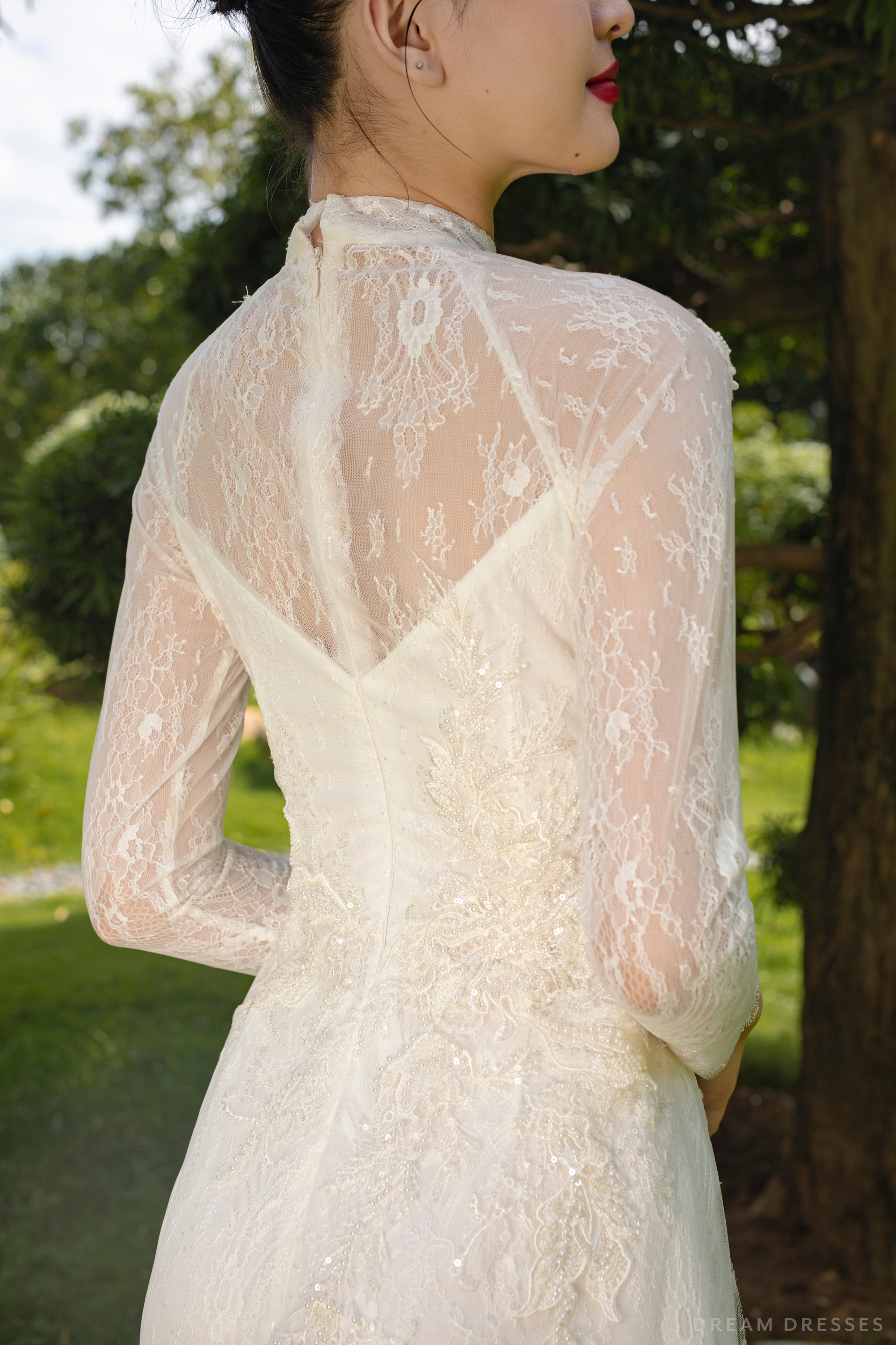 White Bridal Ao Dai | Vietnamese Traditional Bridal Dress with Couture Lace (#LENKA) - Dream Dresses by P.M.N.