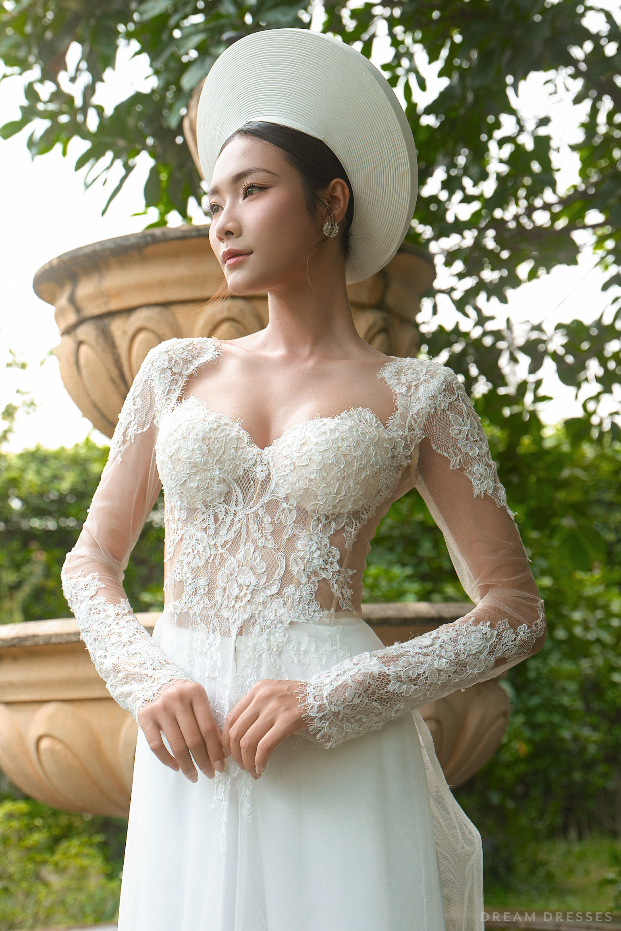 White Bridal Ao Dai | Modern Vietnamese Bridal Dress with French Lace (#WISTERIA)