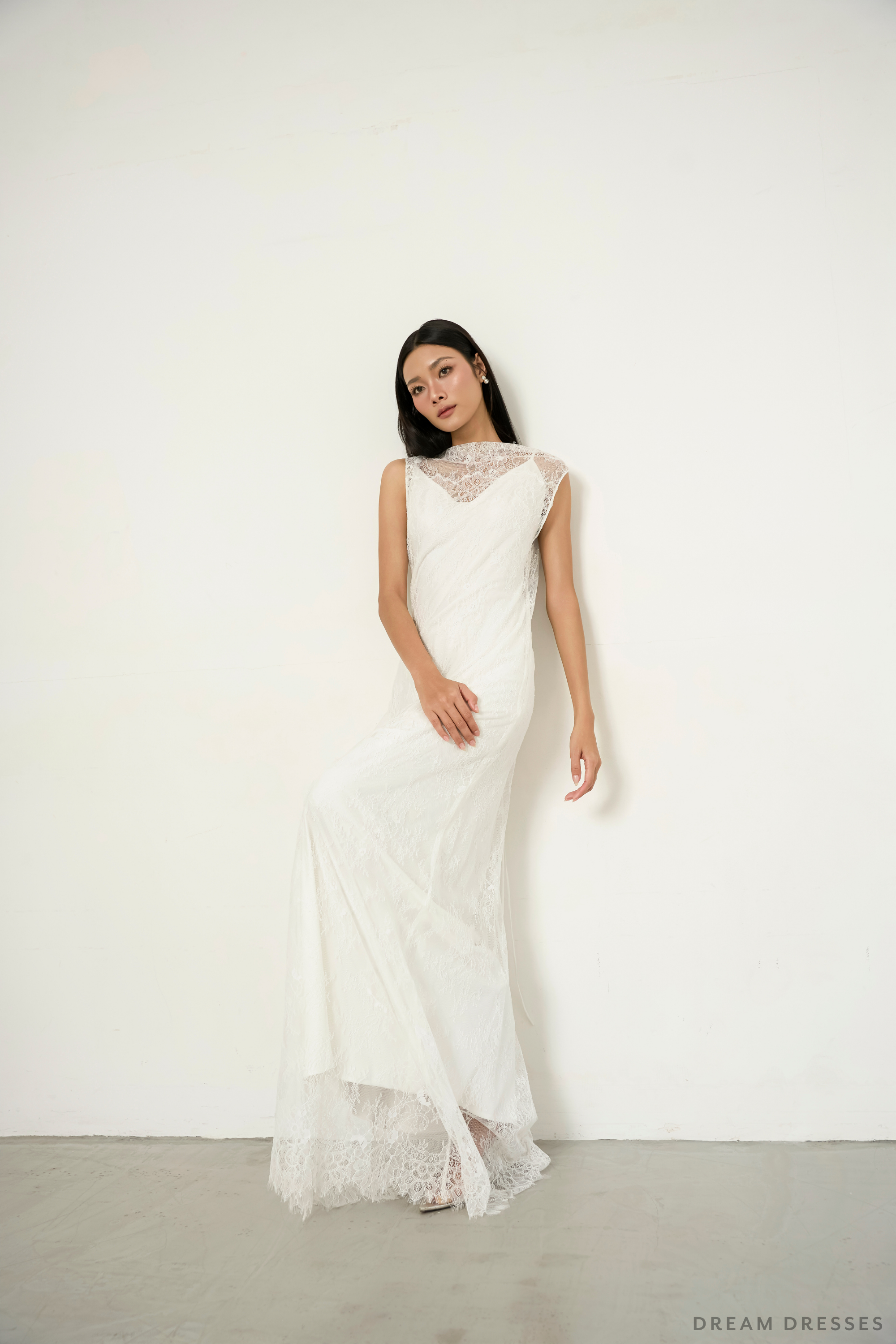 Chantilly Lace Bridal Wedding Dress (#AMARIS)