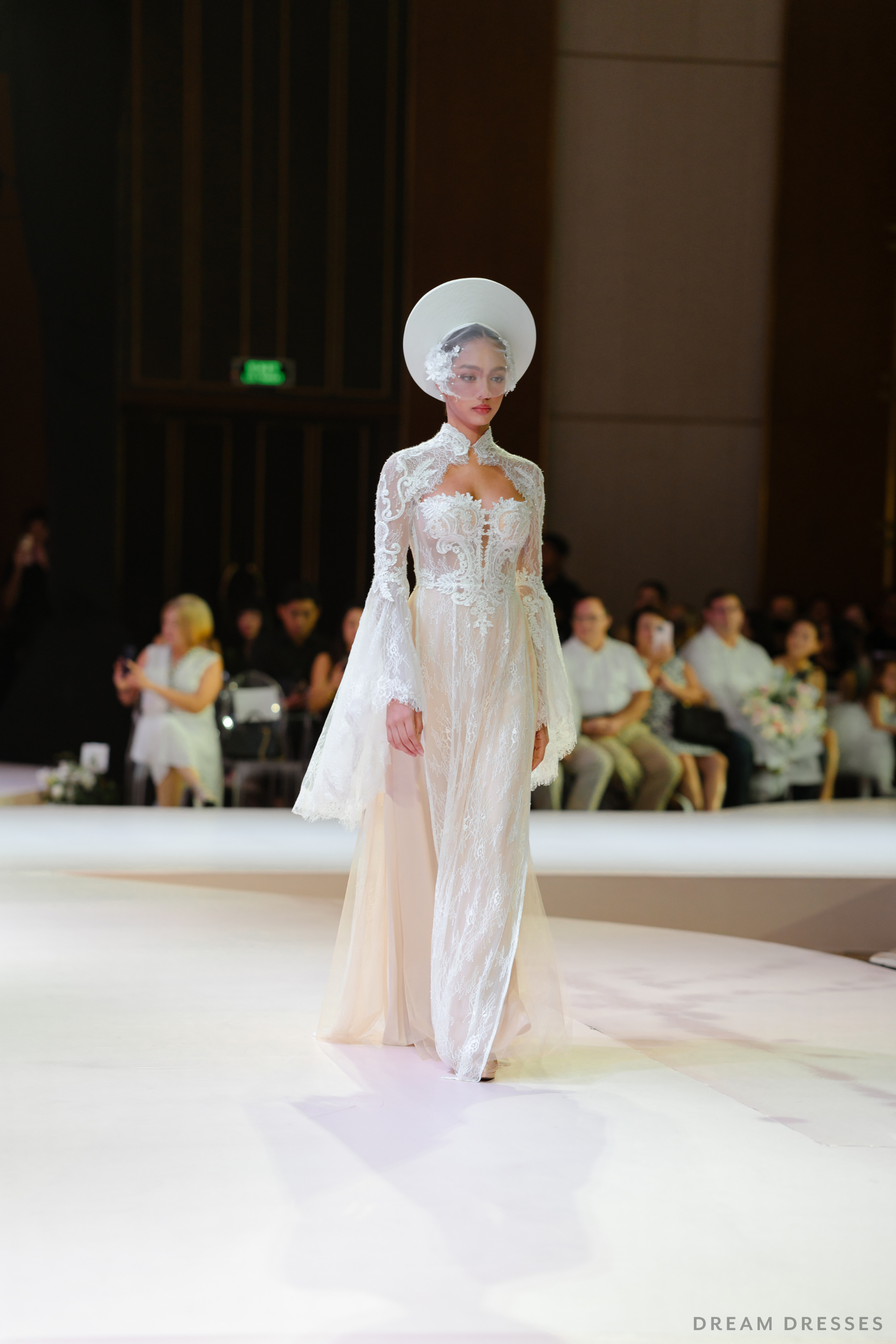 White Bridal Ao Dai | Modern Vietnamese Bridal Dress with French Lace (#RUBINA)