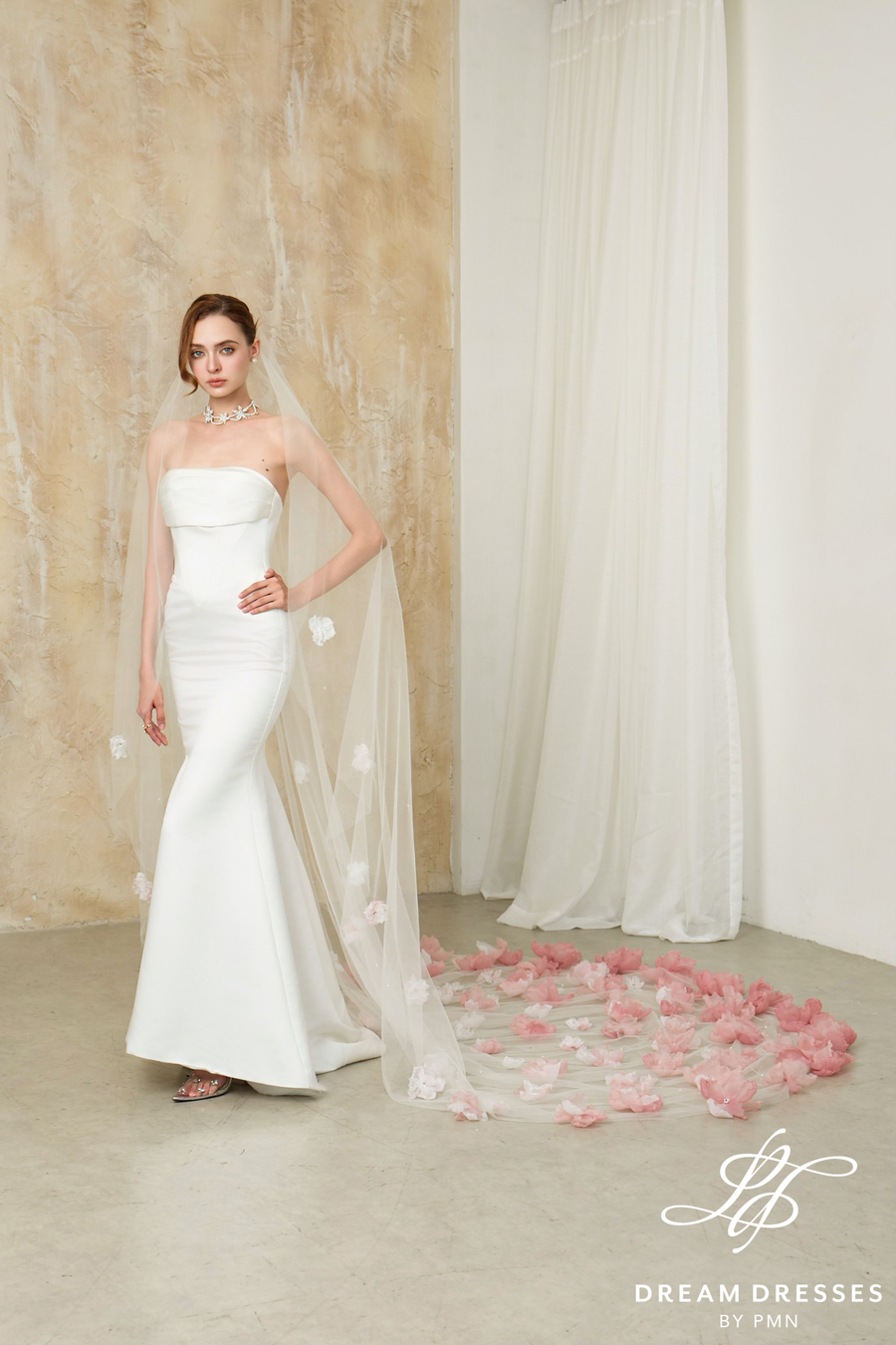 Single Layer Bridal Veil (#PETALIA)