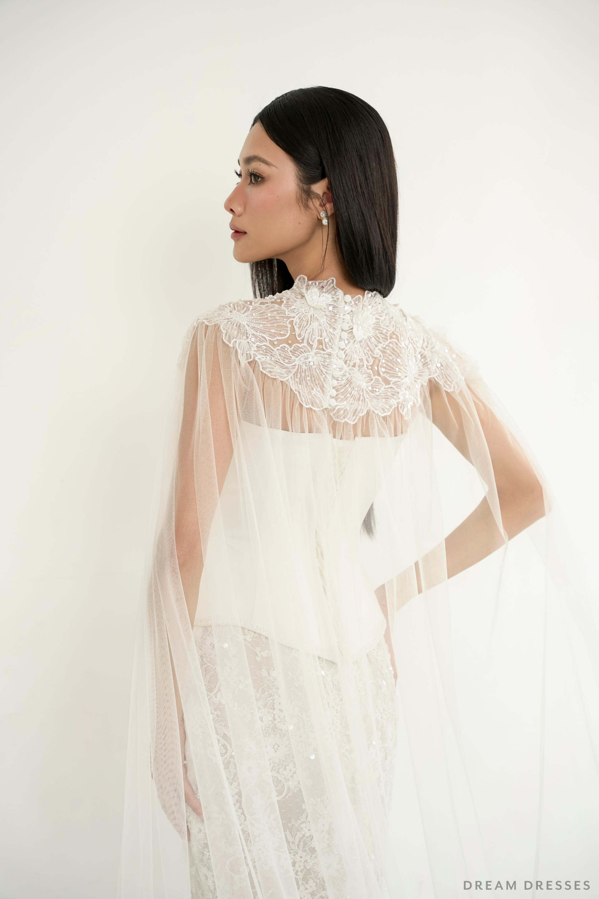 Cathedral Bridal Cape Veil (#ARIA) - Dream Dresses by P.M.N.