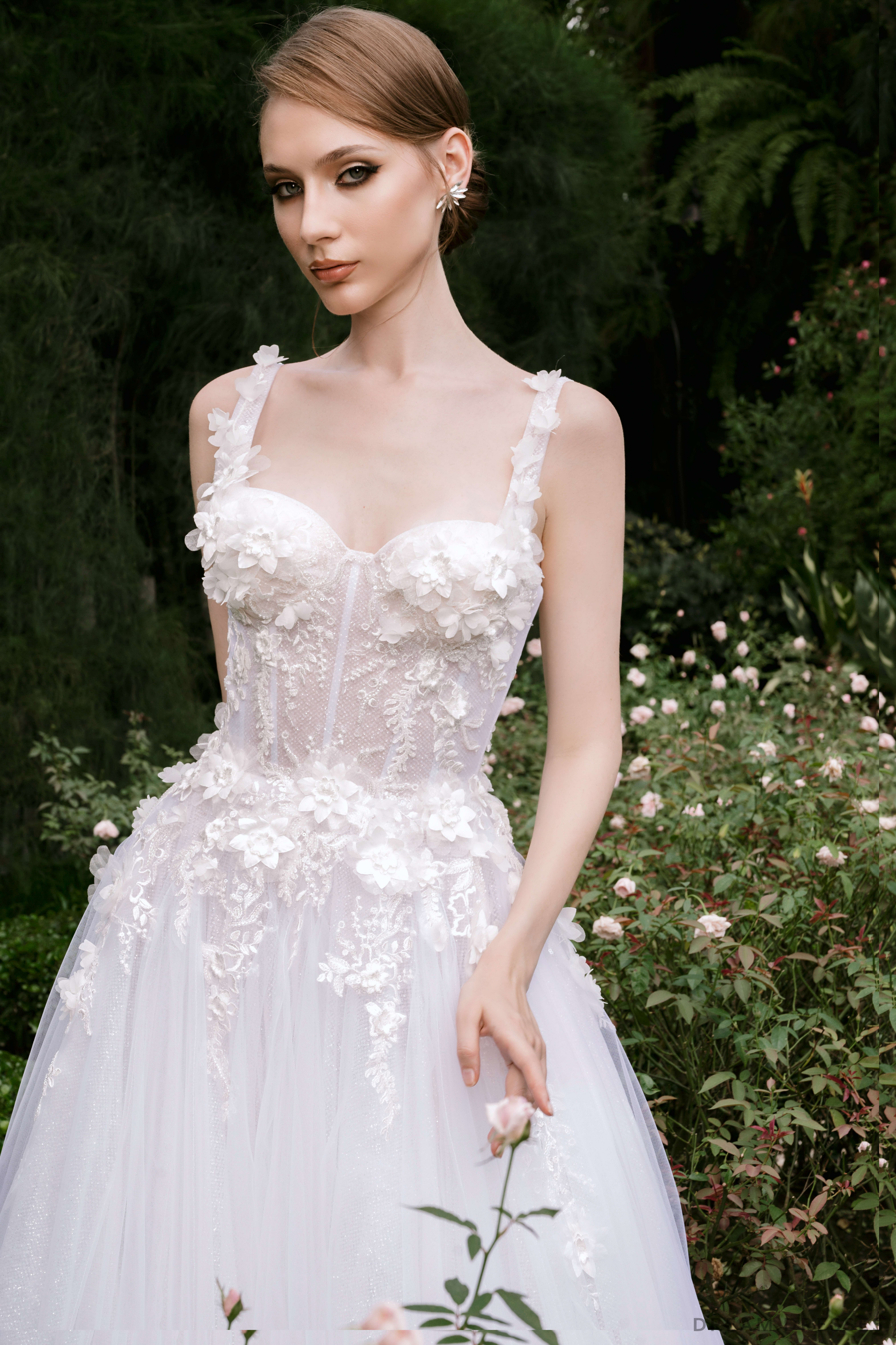 Ball Grown Wedding Dress with 3D Couture Lace (#HELENE)