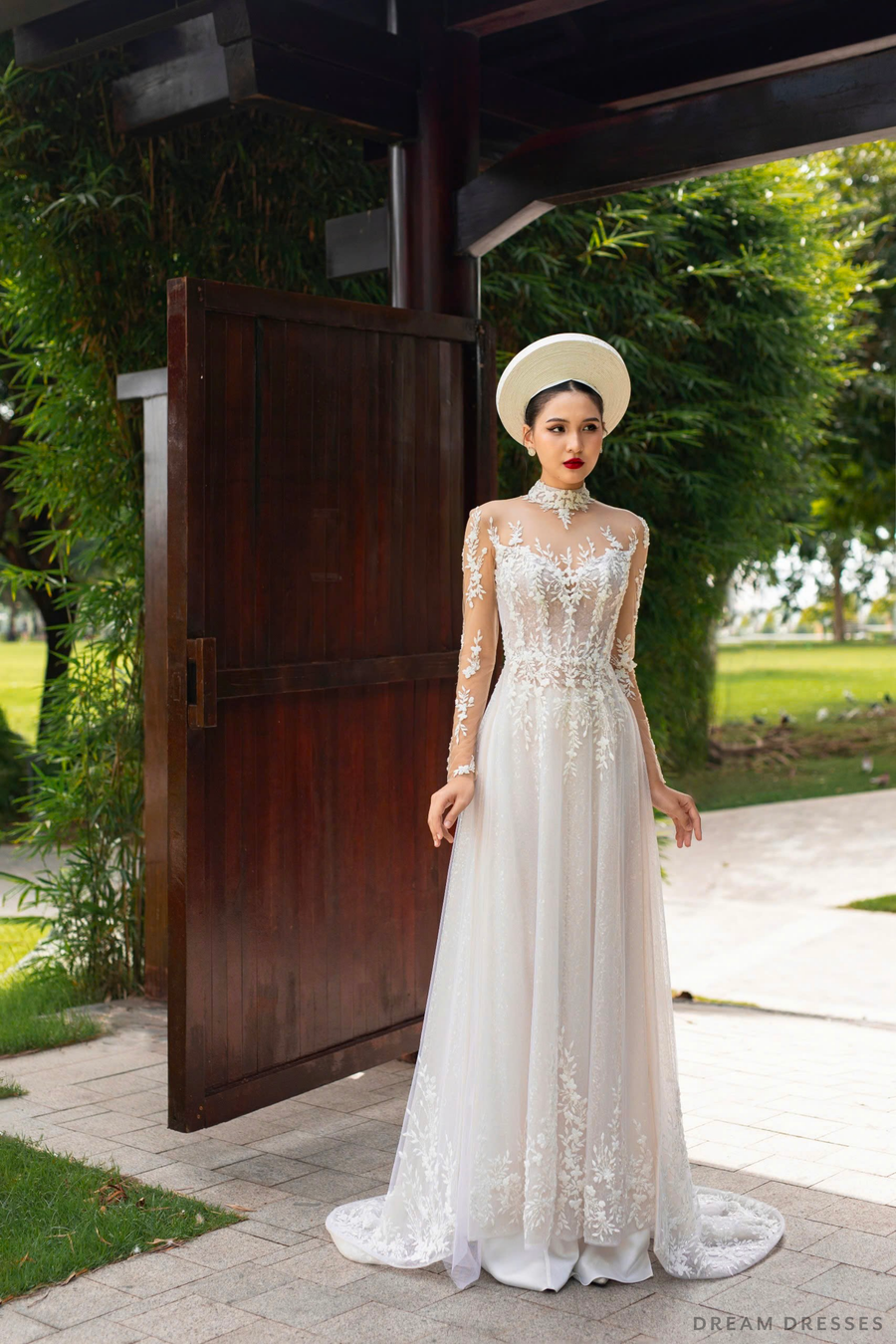 White Bridal Ao Dai | Vietnamese Modern Bridal Dress (#MAJORI) - Dream Dresses by P.M.N.
