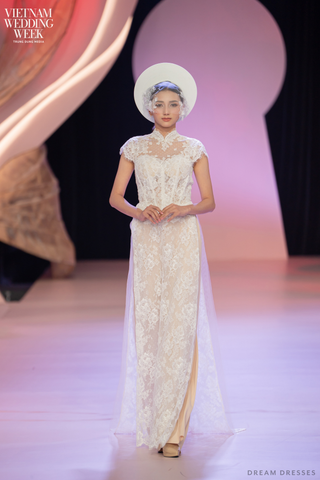 White Bridal Ao Dai | Modern Vietnamese Bridal Dress with French Lace (#ASTORIA)