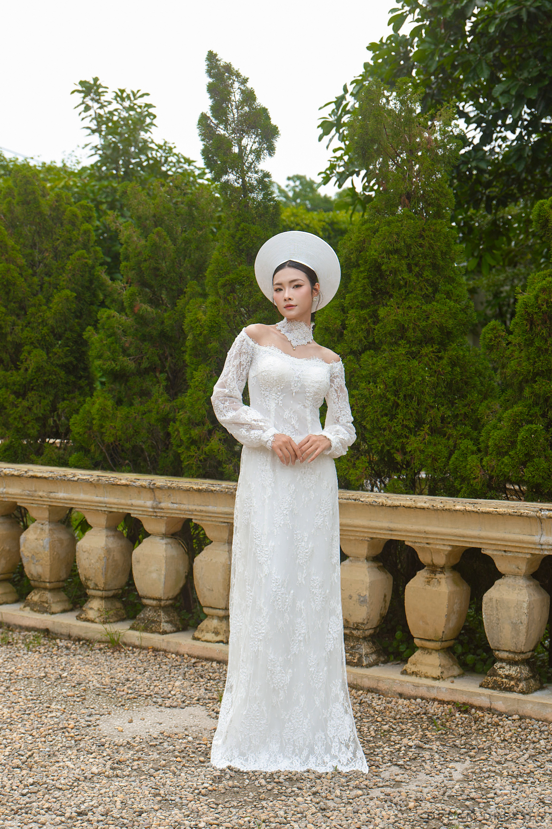 White Bridal Ao Dai | Modern Vietnamese Bridal Dress with French Lace (#MAGNOLIA) - Dream Dresses by P.M.N.