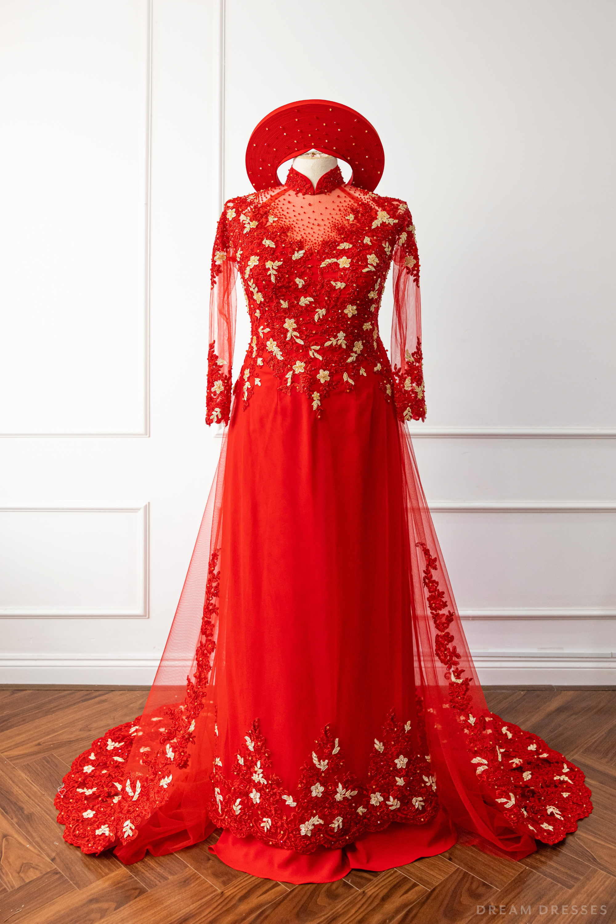 Red Bridal o Di with Red & Gold Lace and Hat | Vietnamese Wedding Red Bridal o Di with Red & Gold Lace and Hat | Vietnamese Wedding