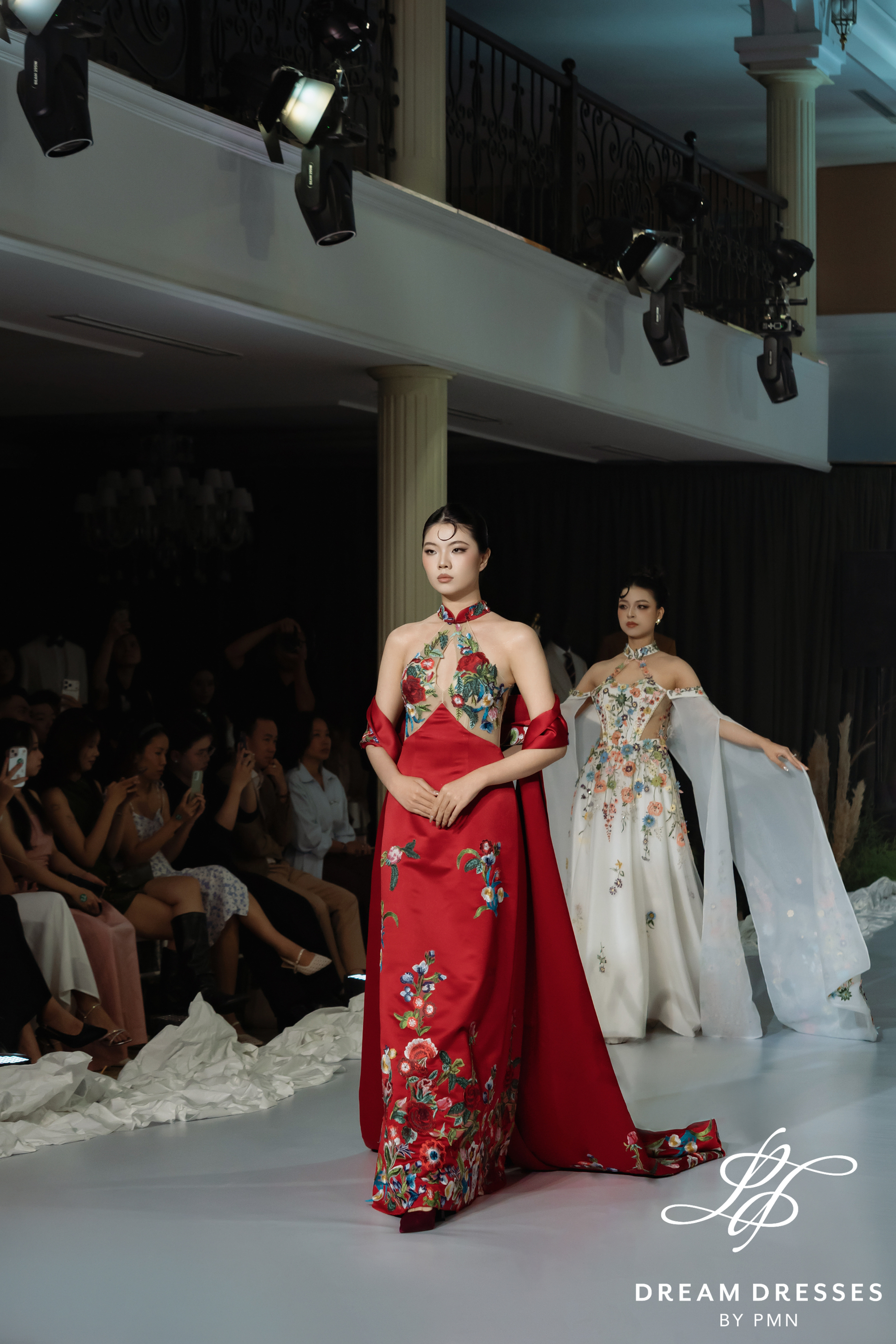 Red A-line Wedding Dress with Colorful Floral Embroidery (#YUYAN)
