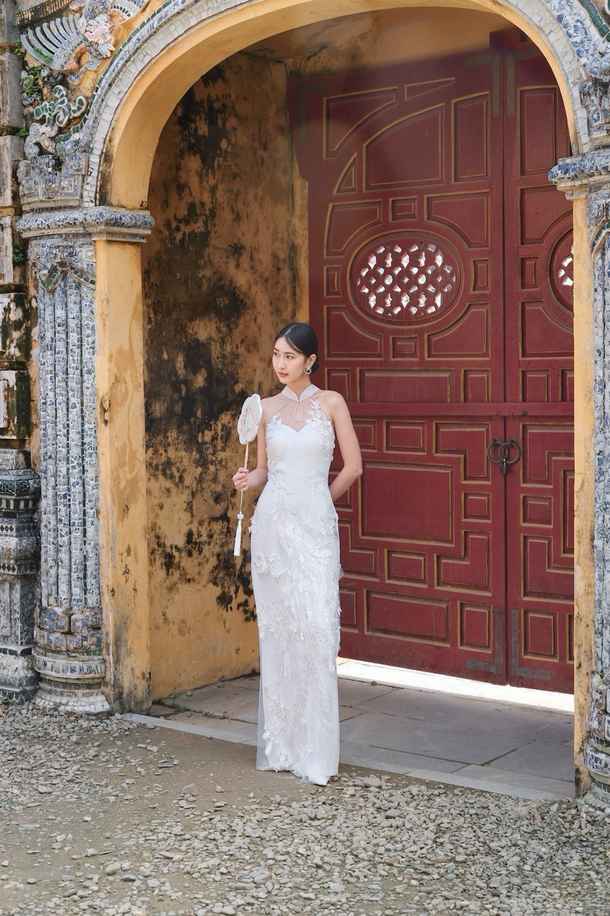 White Bridal Cheongsam Couture Lace Modern Cheongsam Julia White Bridal Cheongsam Couture Lace Modern Cheongsam Julia