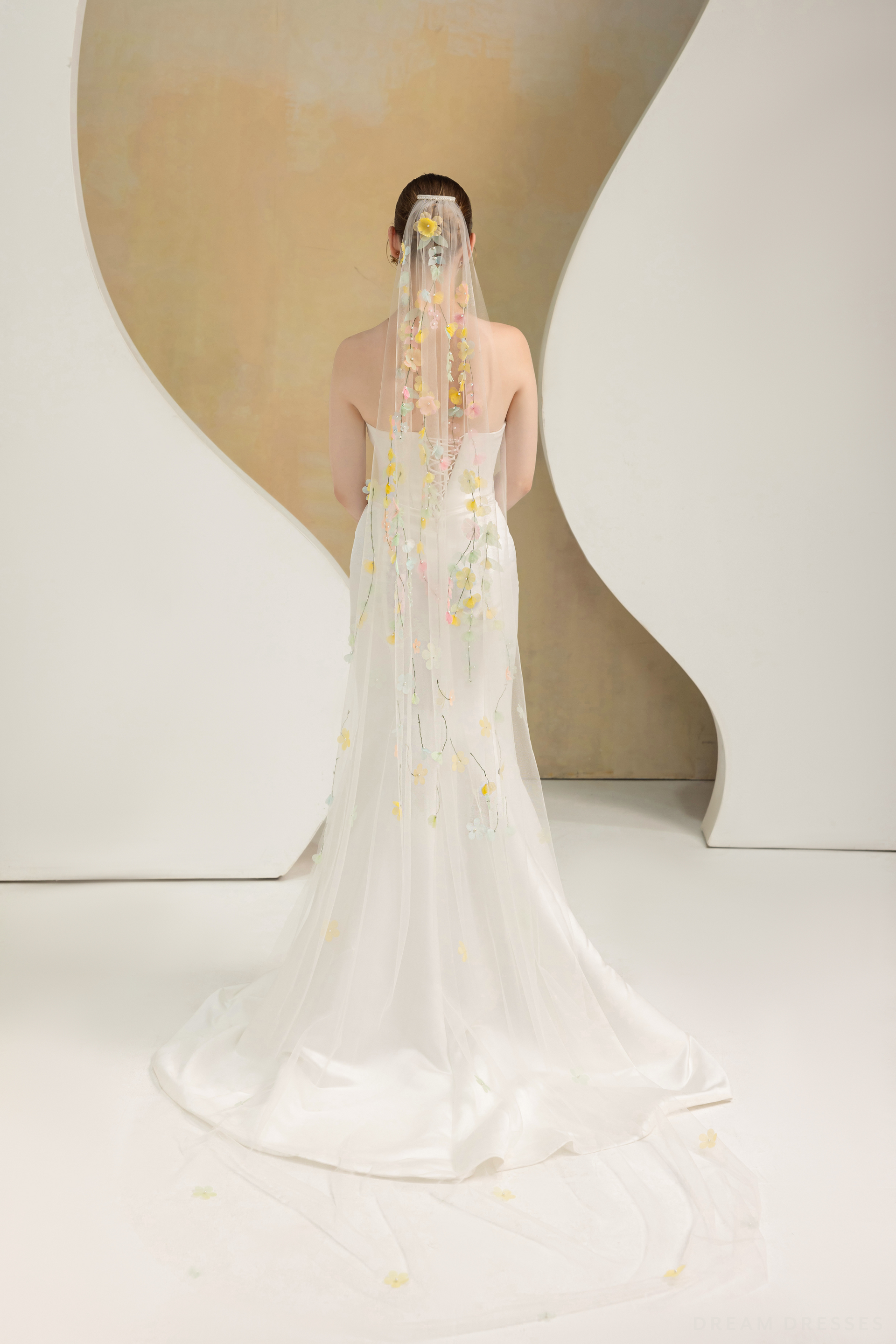 Chapel Veil with 3D Flowers (#MALENA) - Dream Dresses by P.M.N.