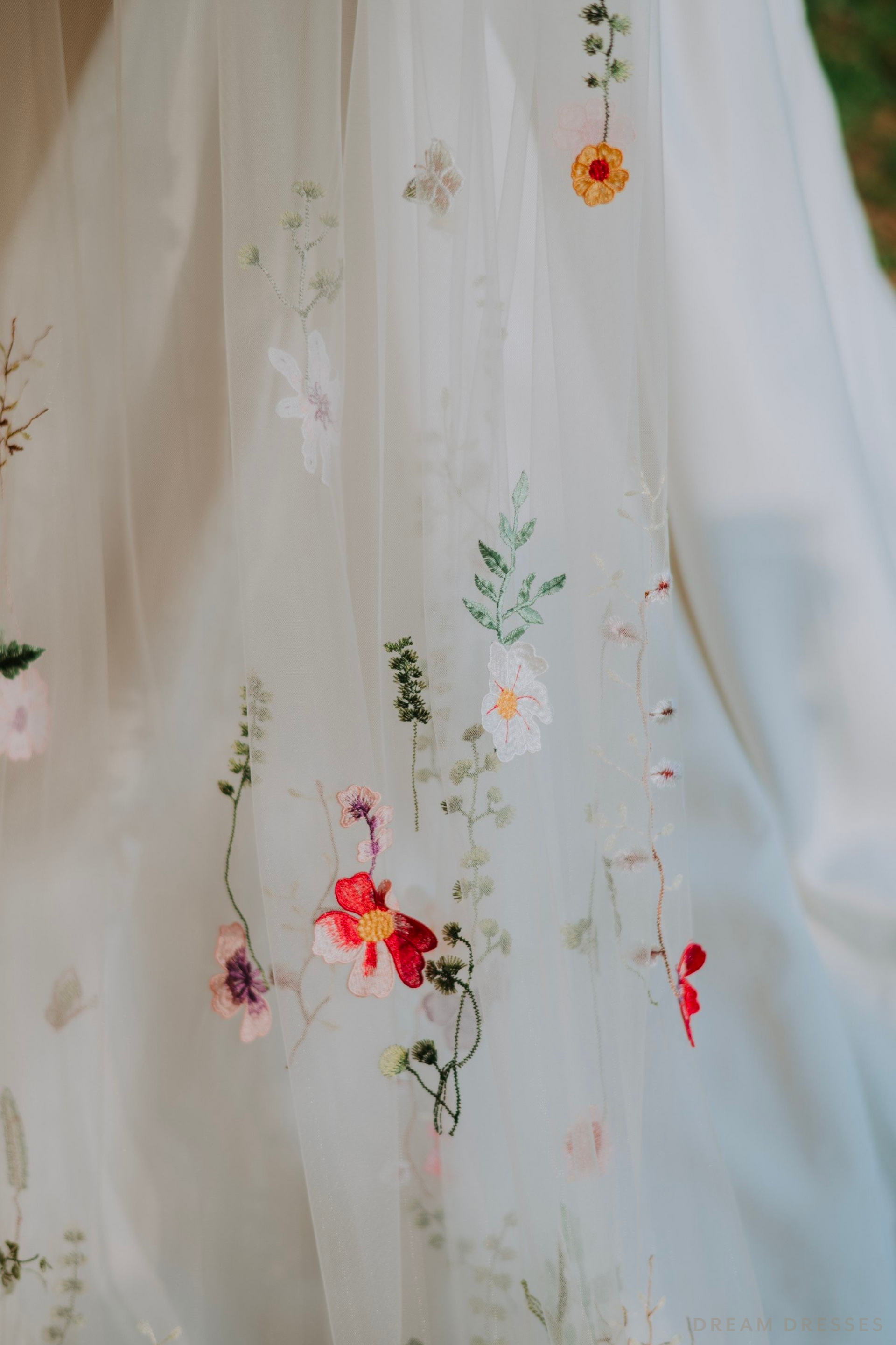 One Tier Colorful Floral Veil (#FLORAL) - Dream Dresses by P.M.N.