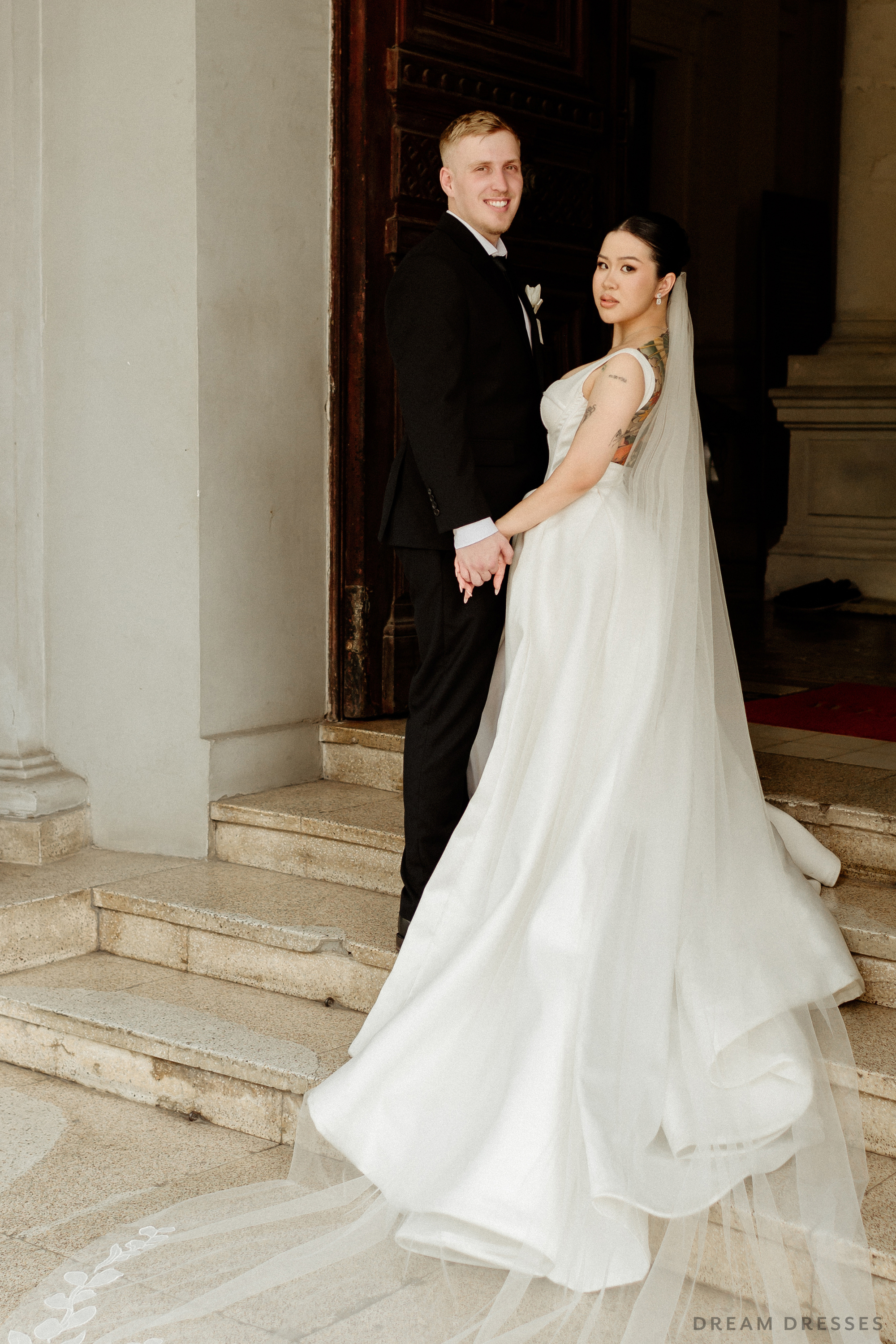 Ball Gown Wedding Dress with High Slit  (#KHANHTIEN)