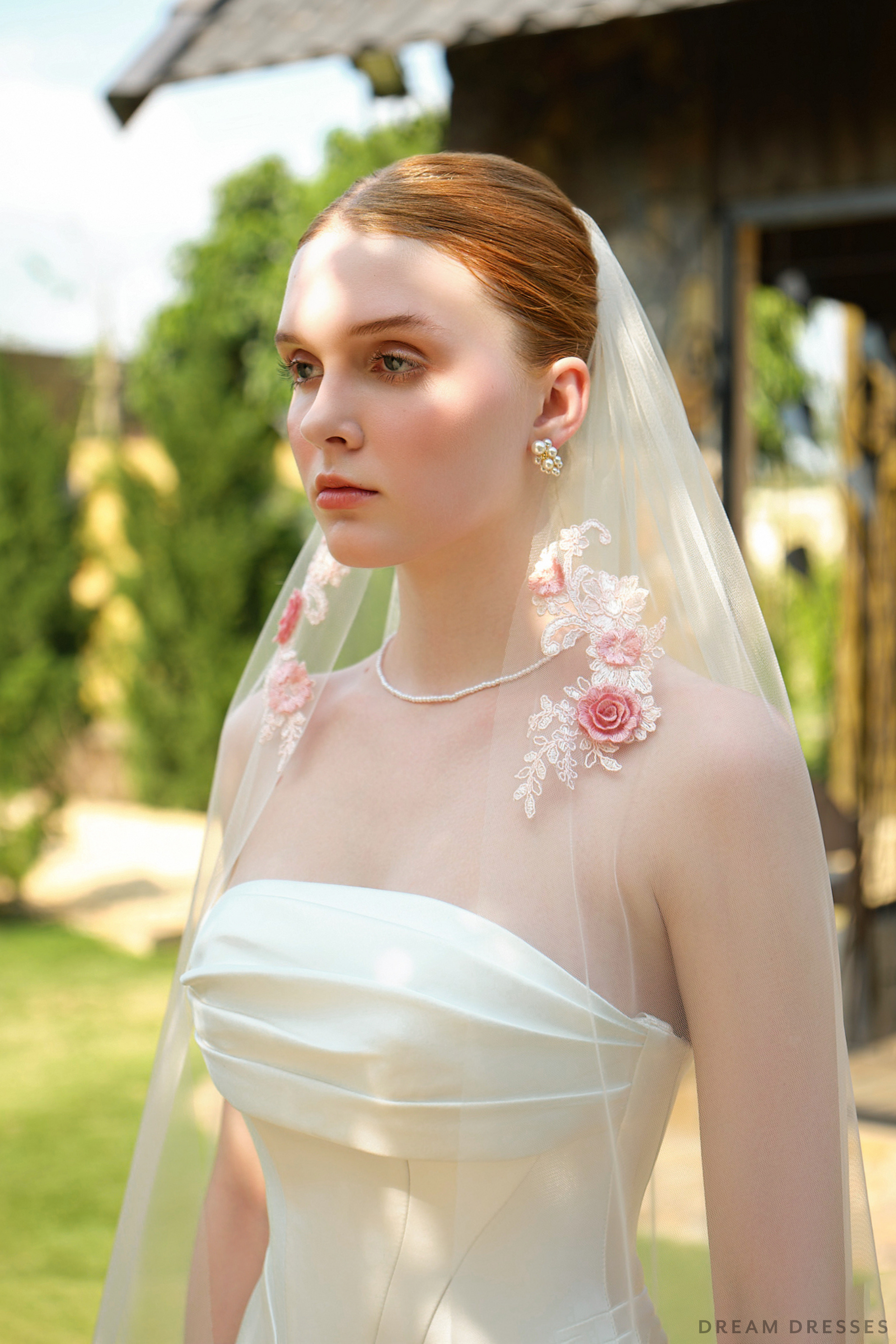 Handmade Wedding Veil with Bird and Floral Embroidery (#STEFAN) - Dream Dresses by P.M.N.
