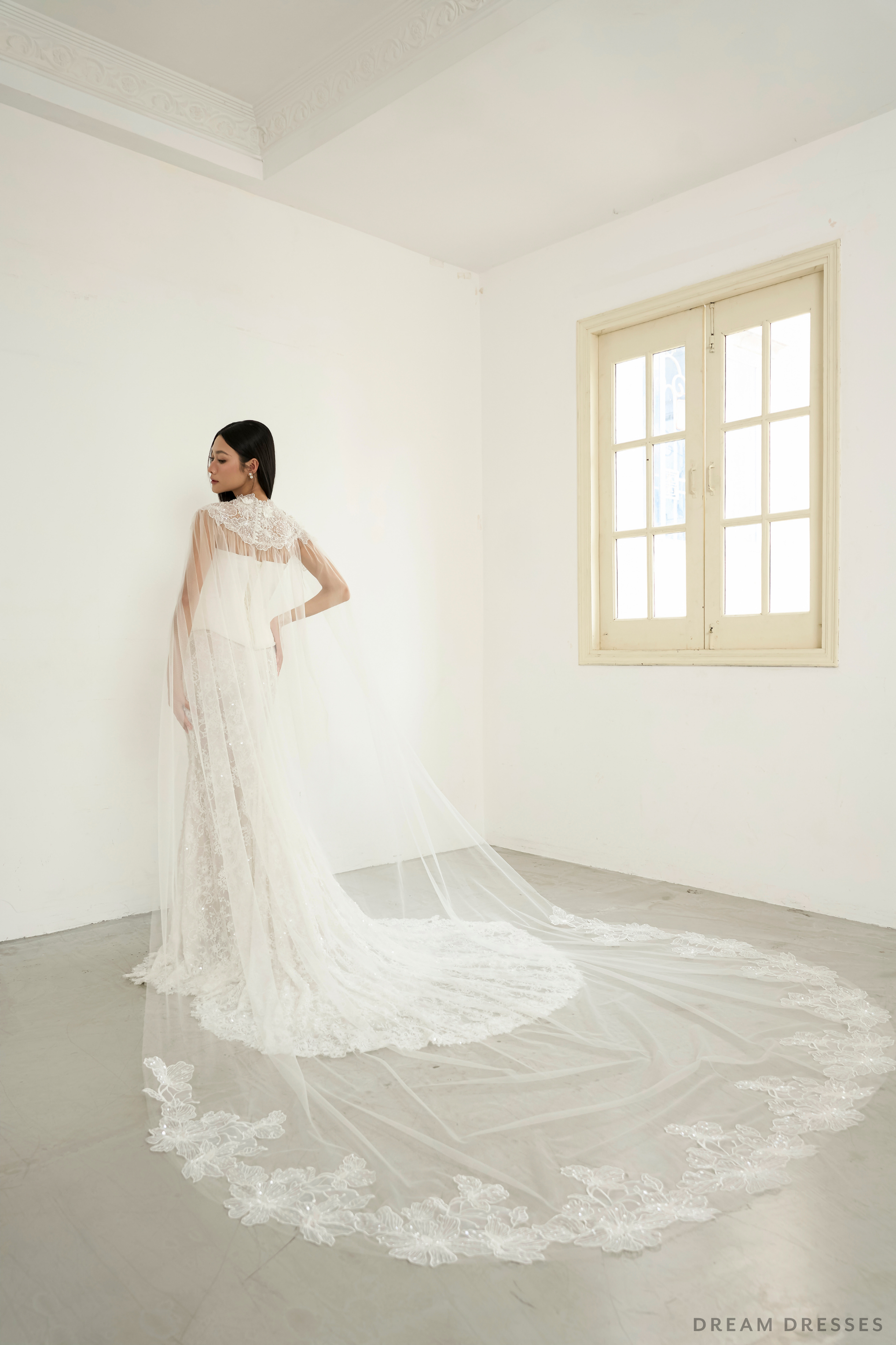 Cathedral Bridal Cape Veil (#ARIA) - Dream Dresses by P.M.N.