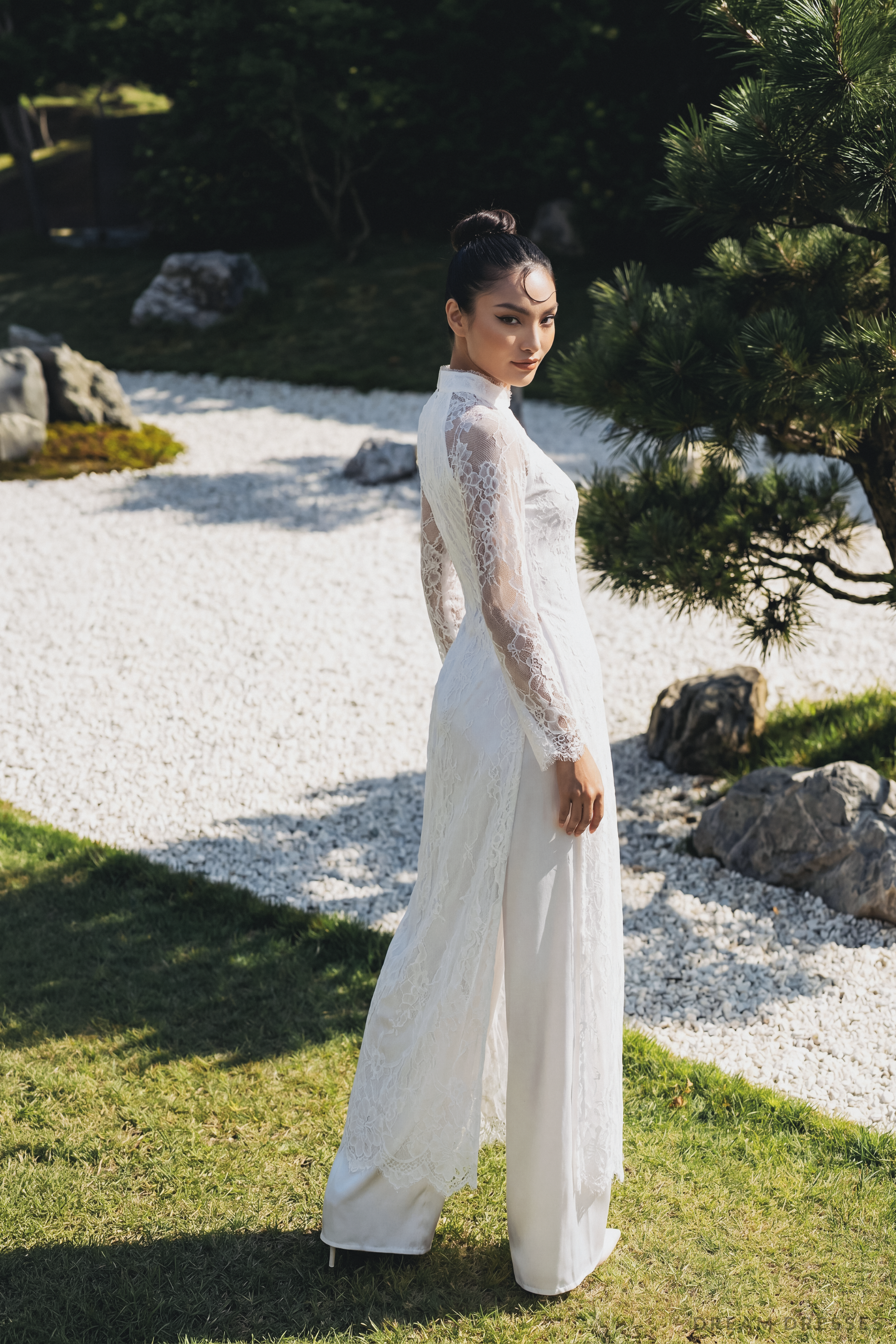 White Bridal Ao Dai | Vietnamese Traditional Bridal Dress with Couture Lace (#NGOC)