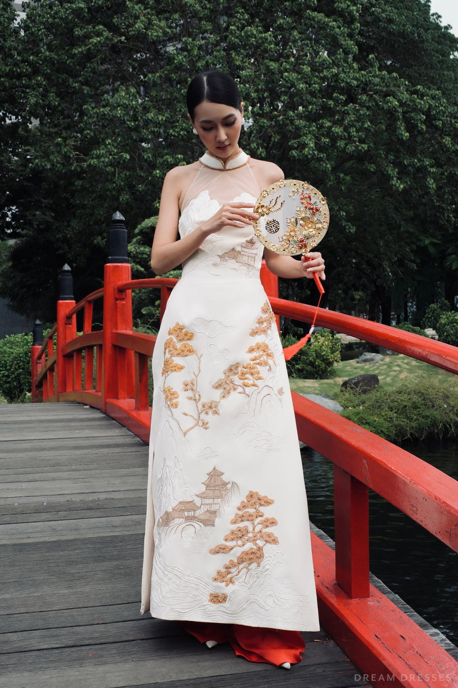 White Bridal Embroidery Ao Dai | Modern Vietnamese Bridal Dress (#YULAN) - Dream Dresses by P.M.N.