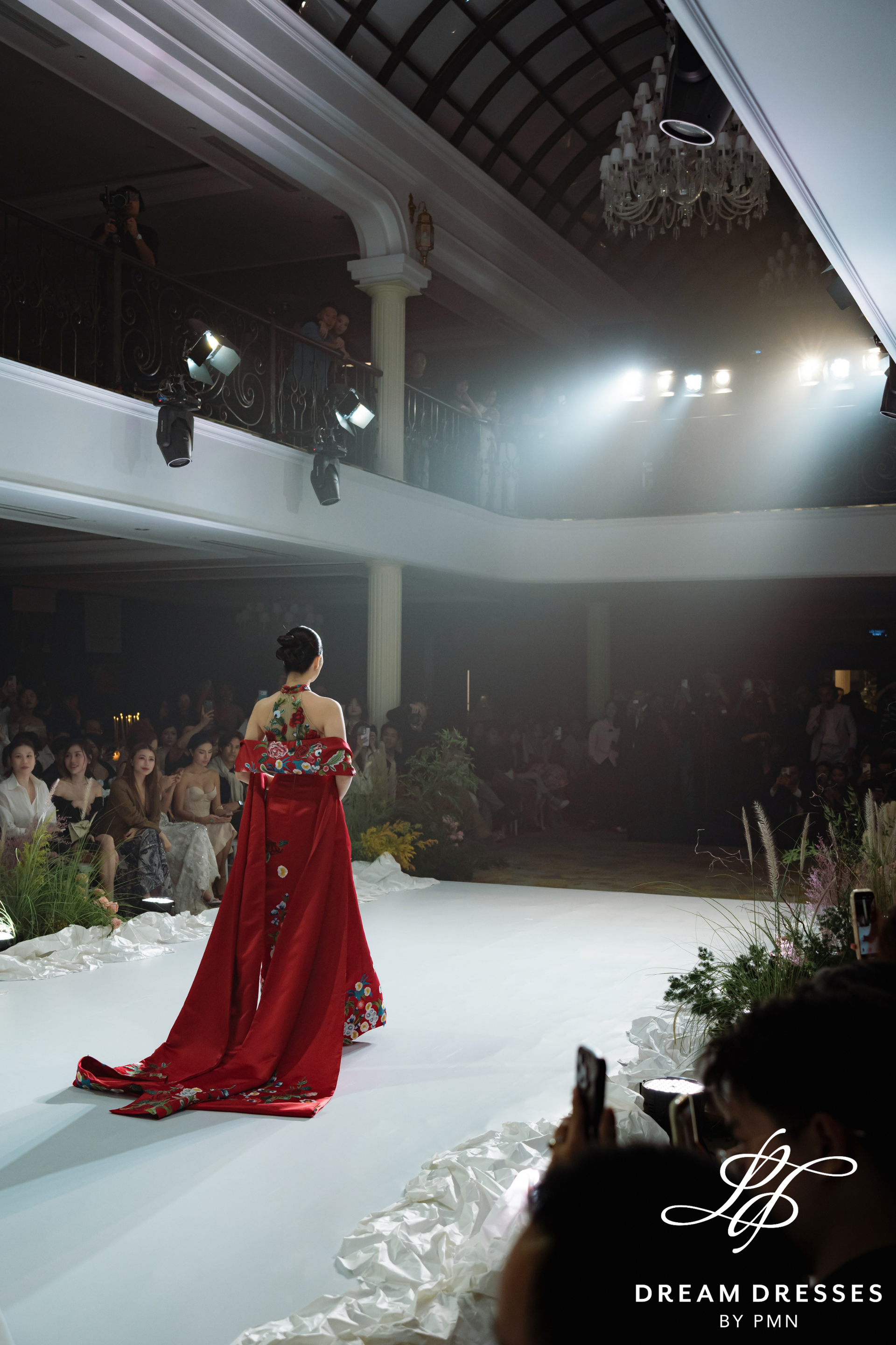 Red A-line Wedding Dress with Colorful Floral Embroidery (#YUYAN)