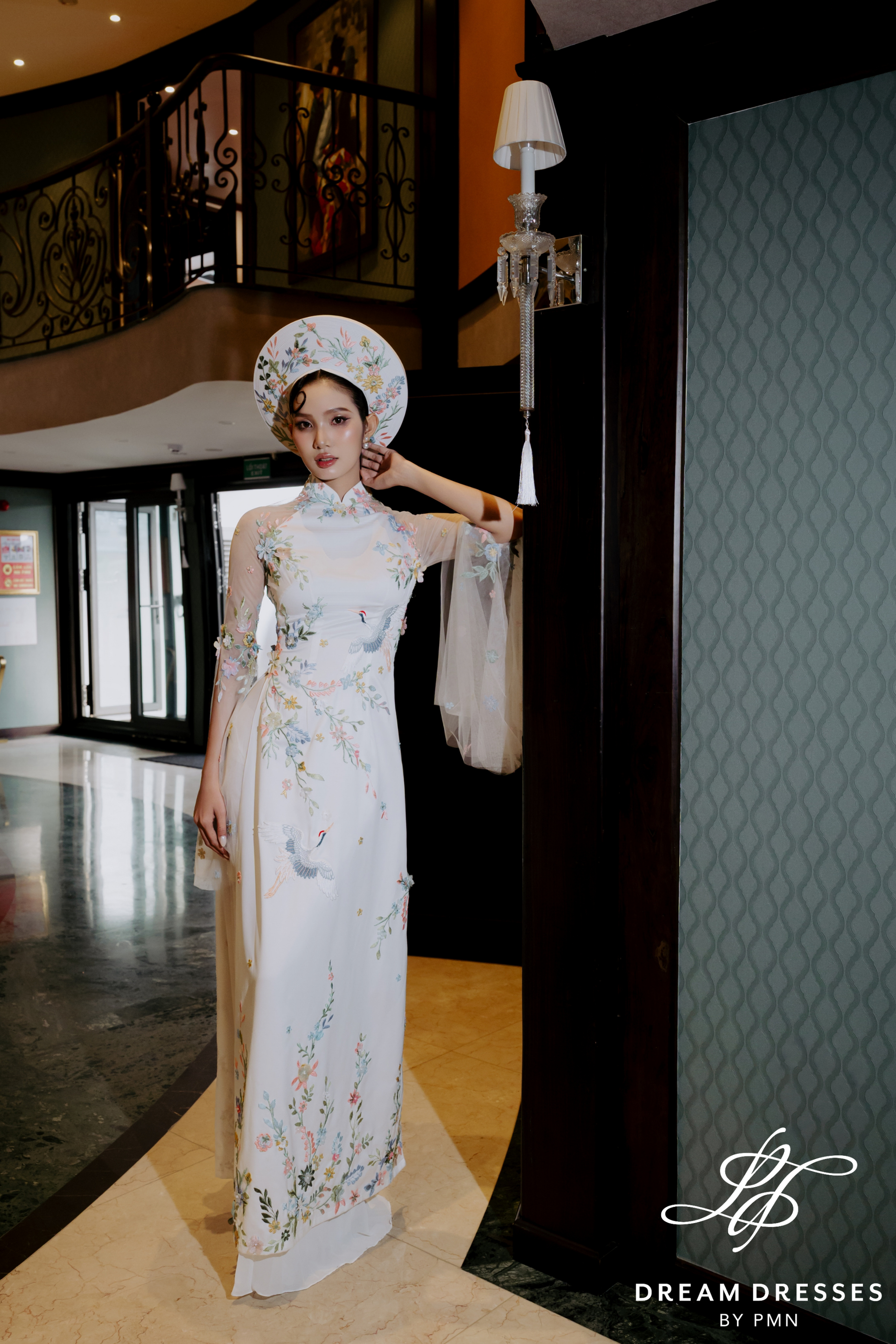 White Bridal Ao Dai with Colorful Embroidery (#XUAN)