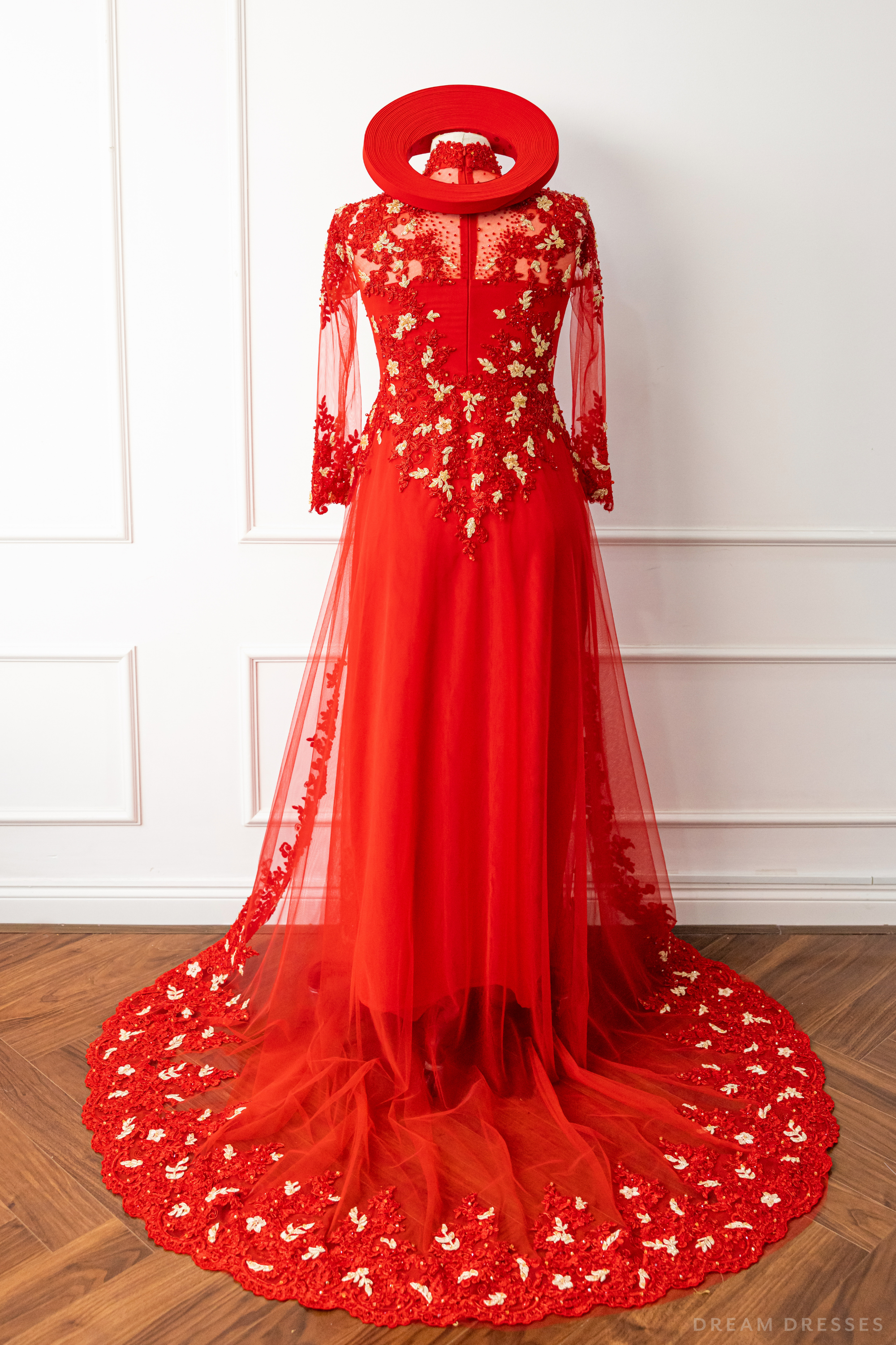 Red Bridal o Di with Red & Gold Lace and Hat | Vietnamese Wedding Red Bridal o Di with Red & Gold Lace and Hat | Vietnamese Wedding