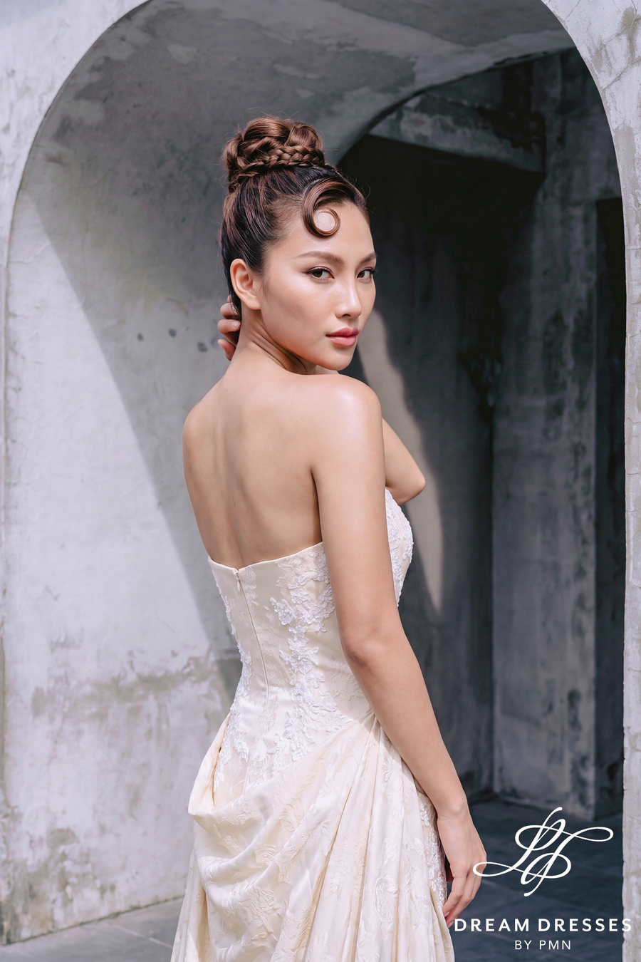Asian-Inspired Strapless Wedding Dress (#RAN)