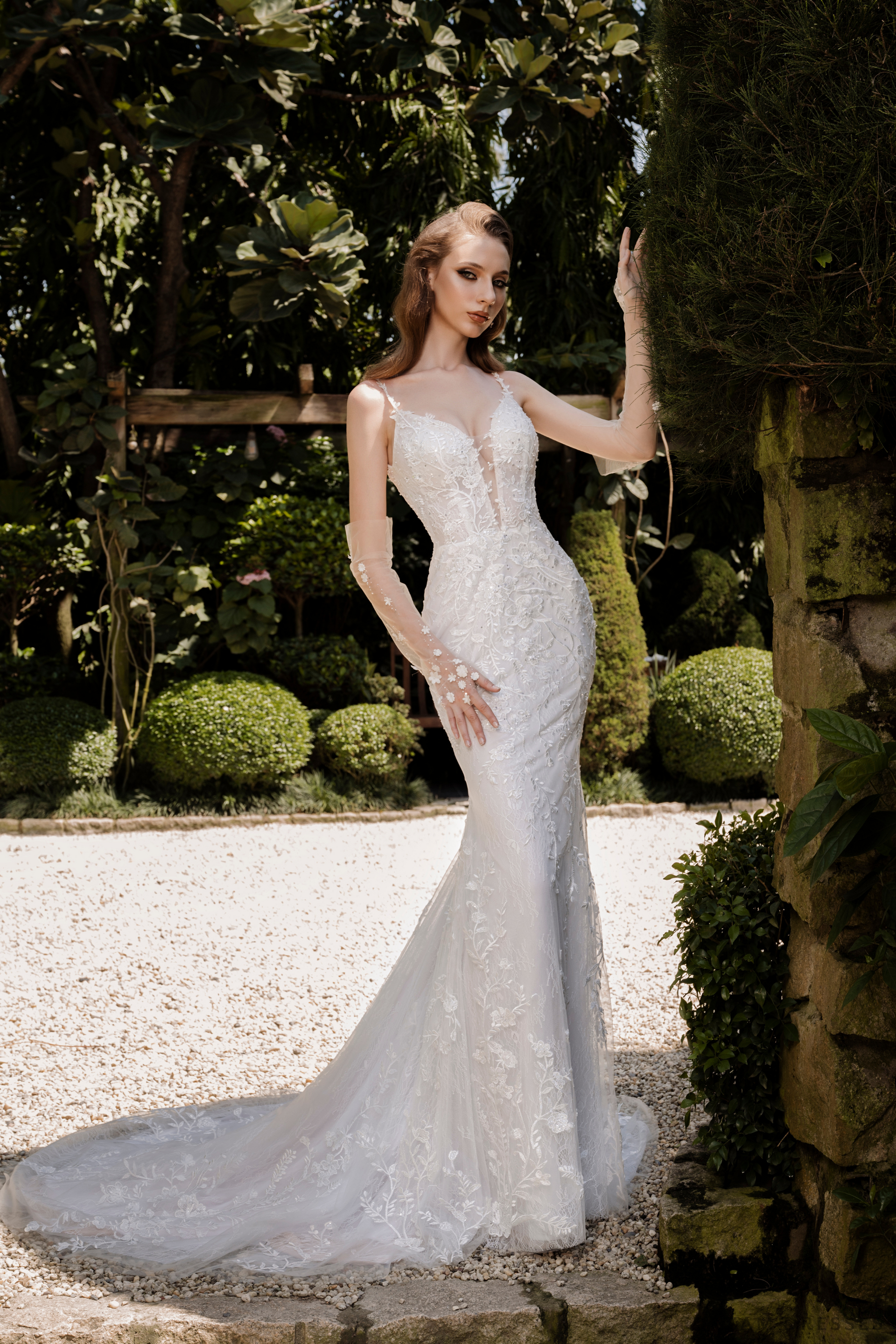 Soft Tulle Detachable Bridal Gloves (#EULALIE) - Dream Dresses by P.M.N.