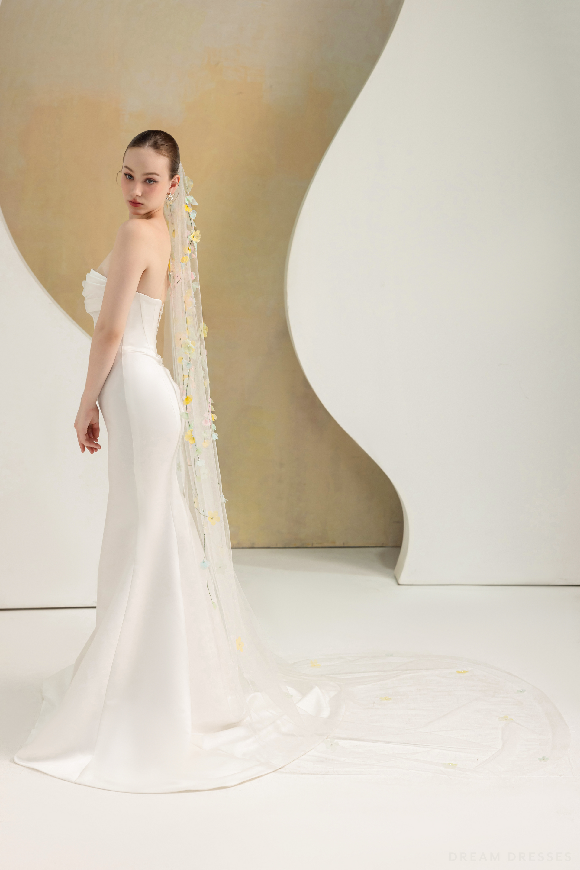 Chapel Veil with 3D Flowers (#MALENA) - Dream Dresses by P.M.N.