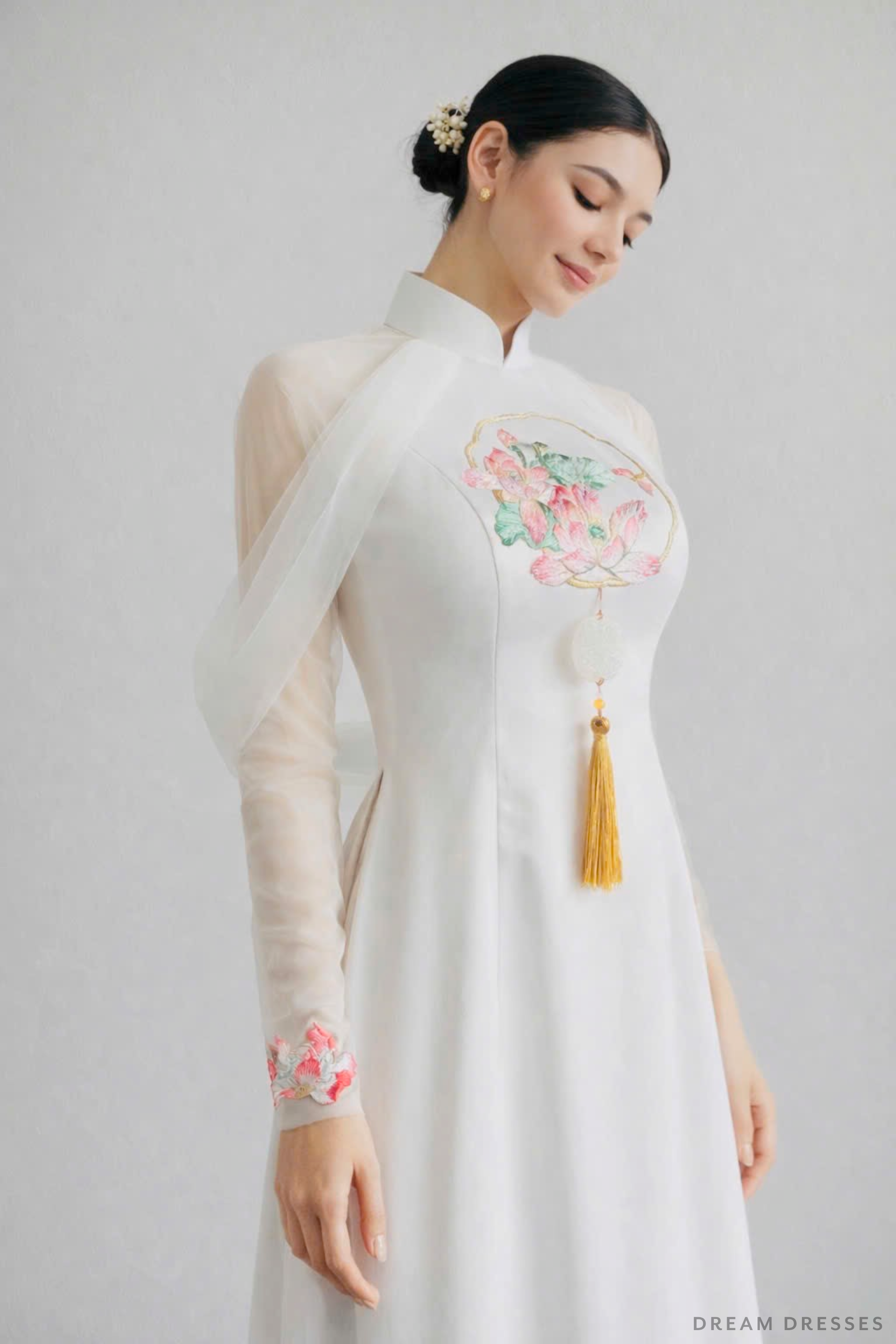 White Bridal Embroidery Ao Dai | Modern Vietnamese Bridal Dress (#REGINYA) - Dream Dresses by P.M.N.