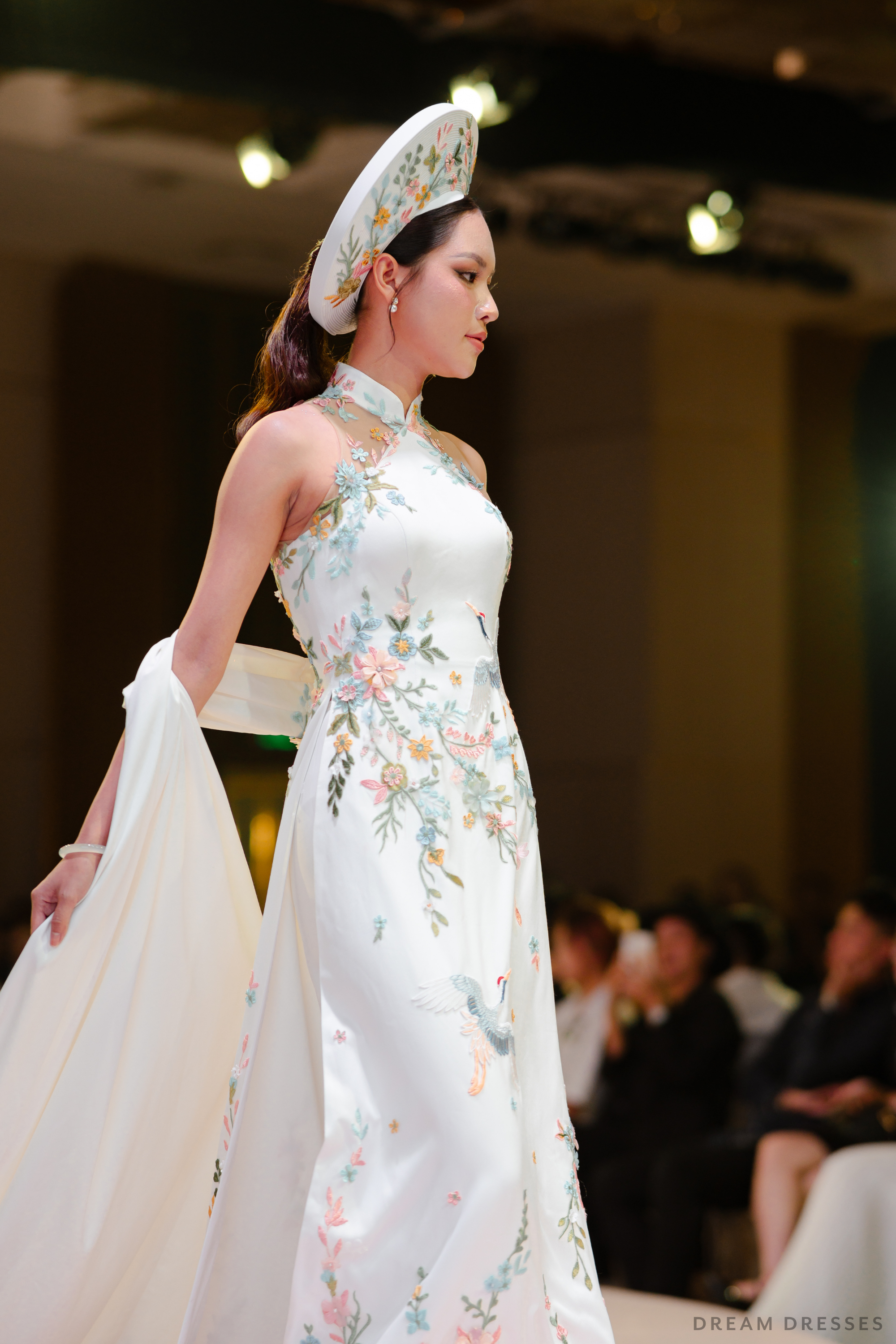 Cheongsam-Inspired Ao Dai | Vietnamese Bridal Dress (#LIEU)