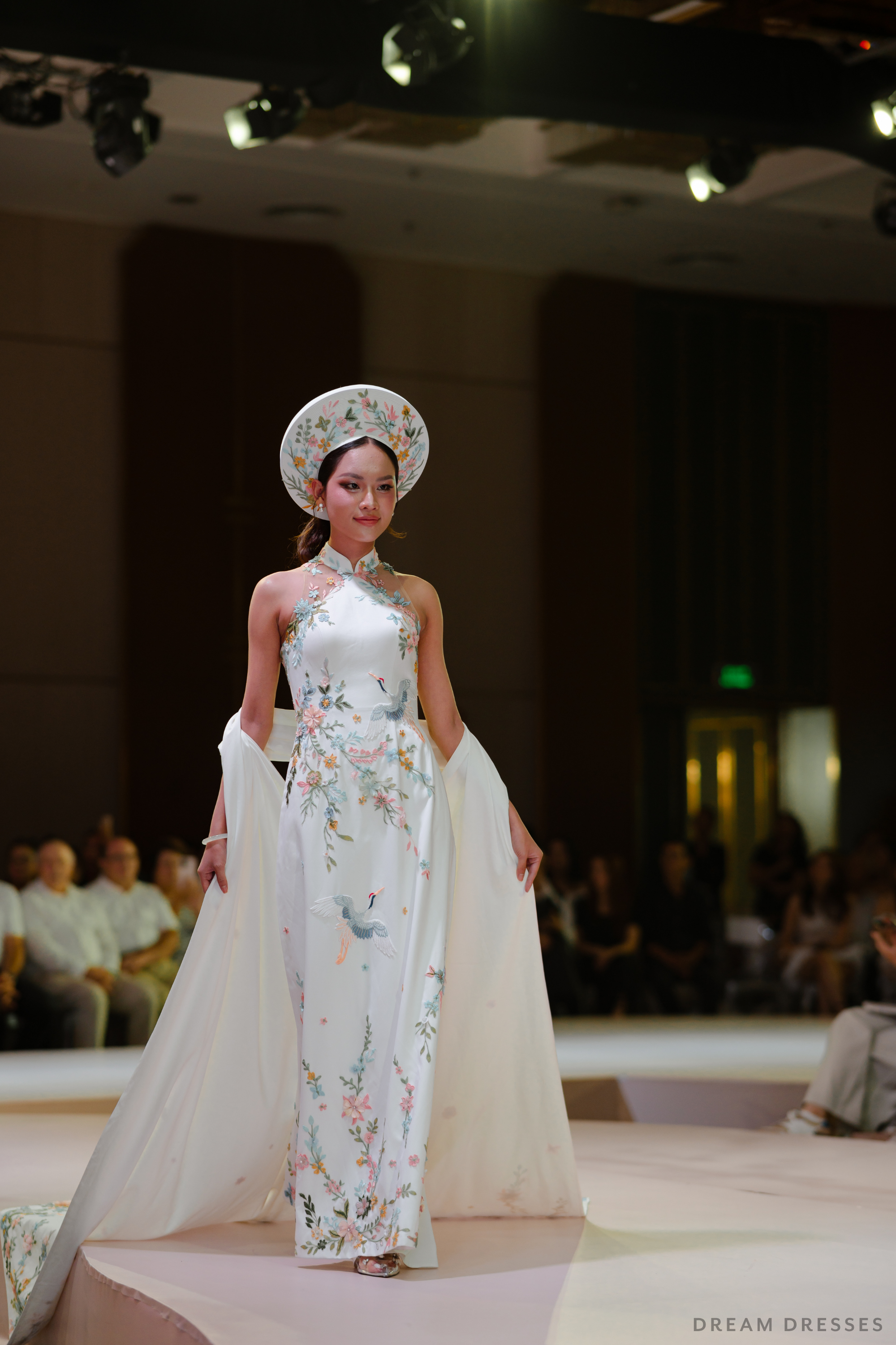 Cheongsam-Inspired Ao Dai | Vietnamese Bridal Dress (#LIEU)