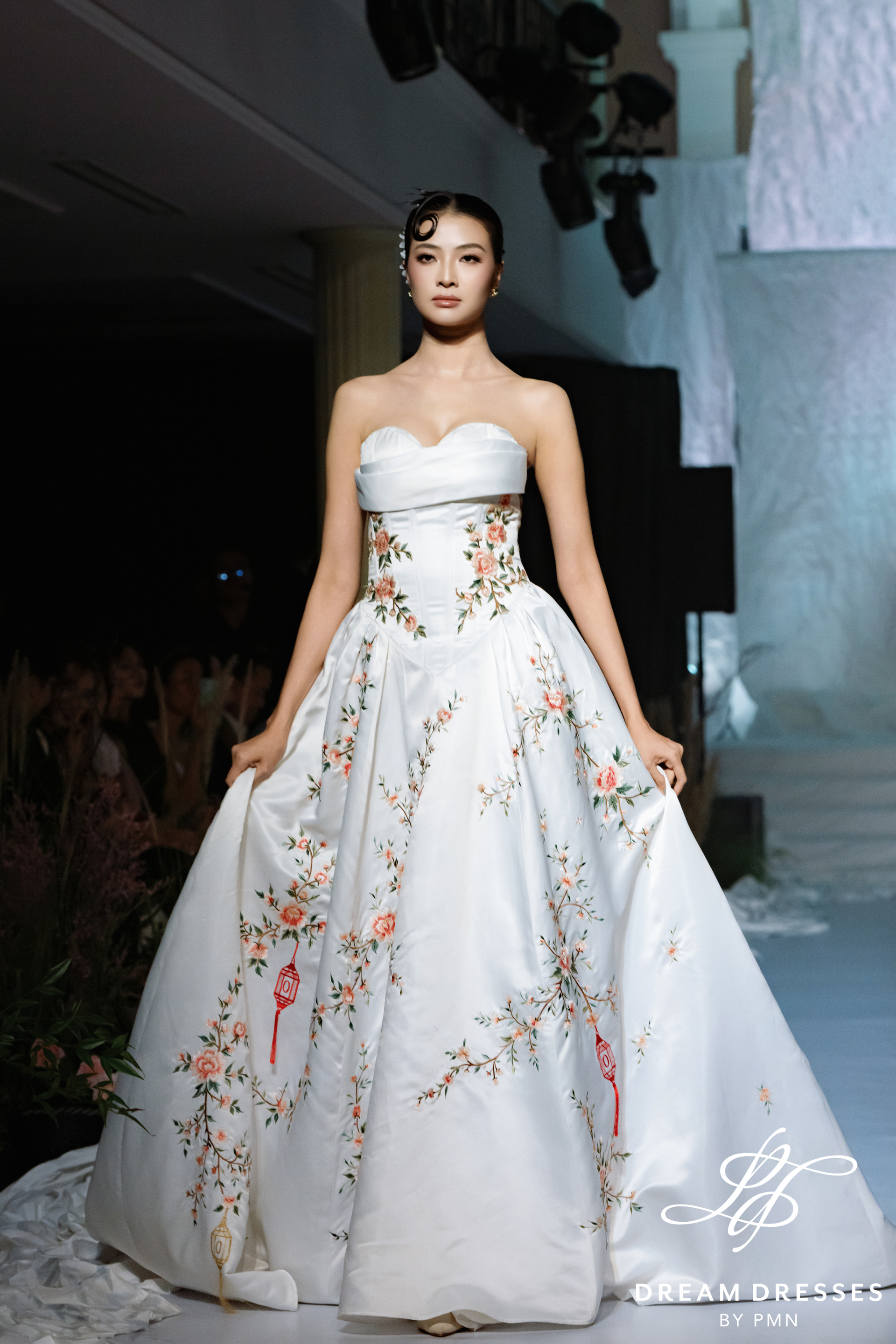 Asian-inspired Ball Gown Wedding Dress (#YIXUAN)