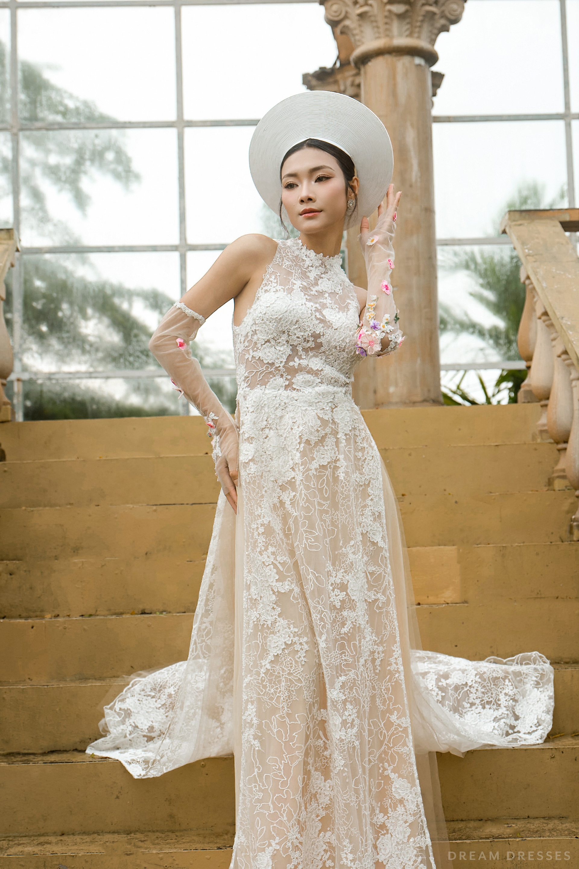 Modern White Bridal Ao Dai with Couture Lace (#ROSABELLA)