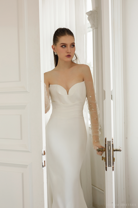 Minimalist Mermaid Wedding Gown (#NAHAN) - Dream Dresses by P.M.N.