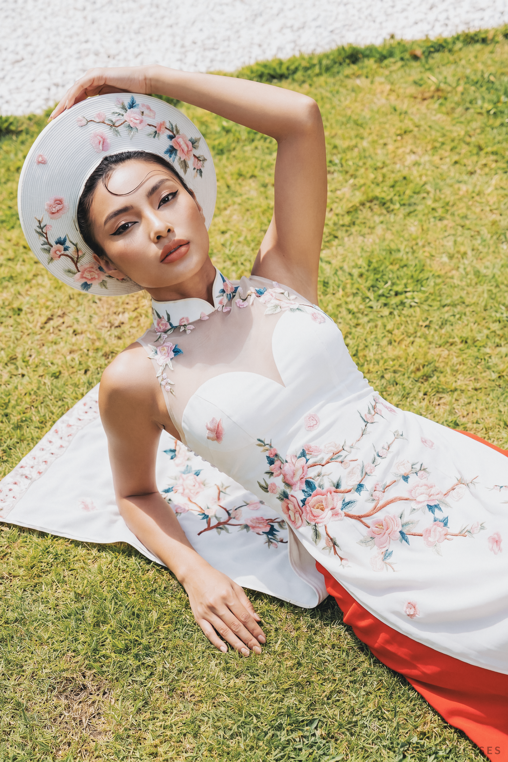 Cheongsam-Inspired Ao Dai | Ivory Silk Ao Dai with Embroidery (#YUE) - Dream Dresses by P.M.N.