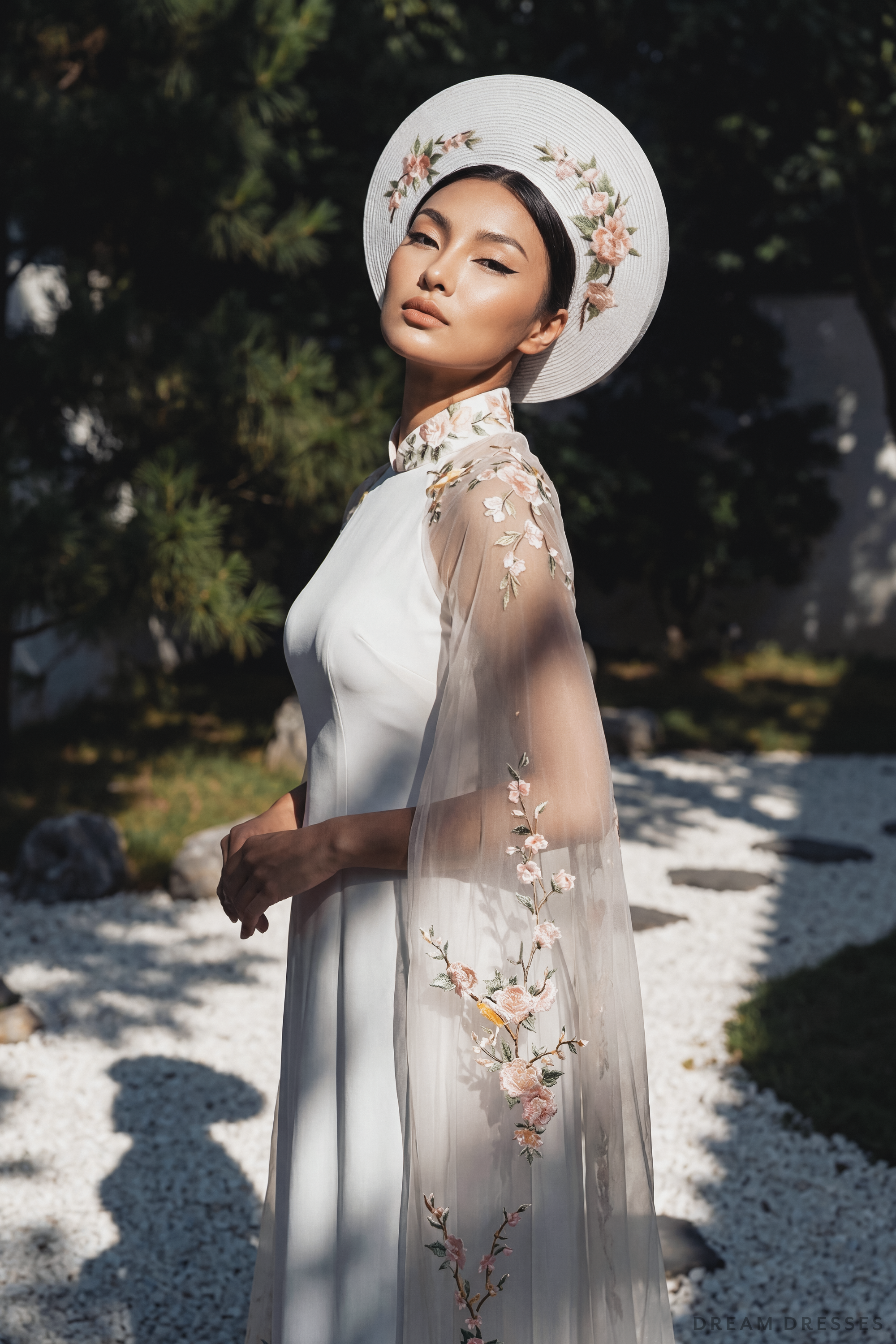White Ao Dai Hat | Vietnamese Bridal Hat (#MYA) - Dream Dresses by P.M.N.