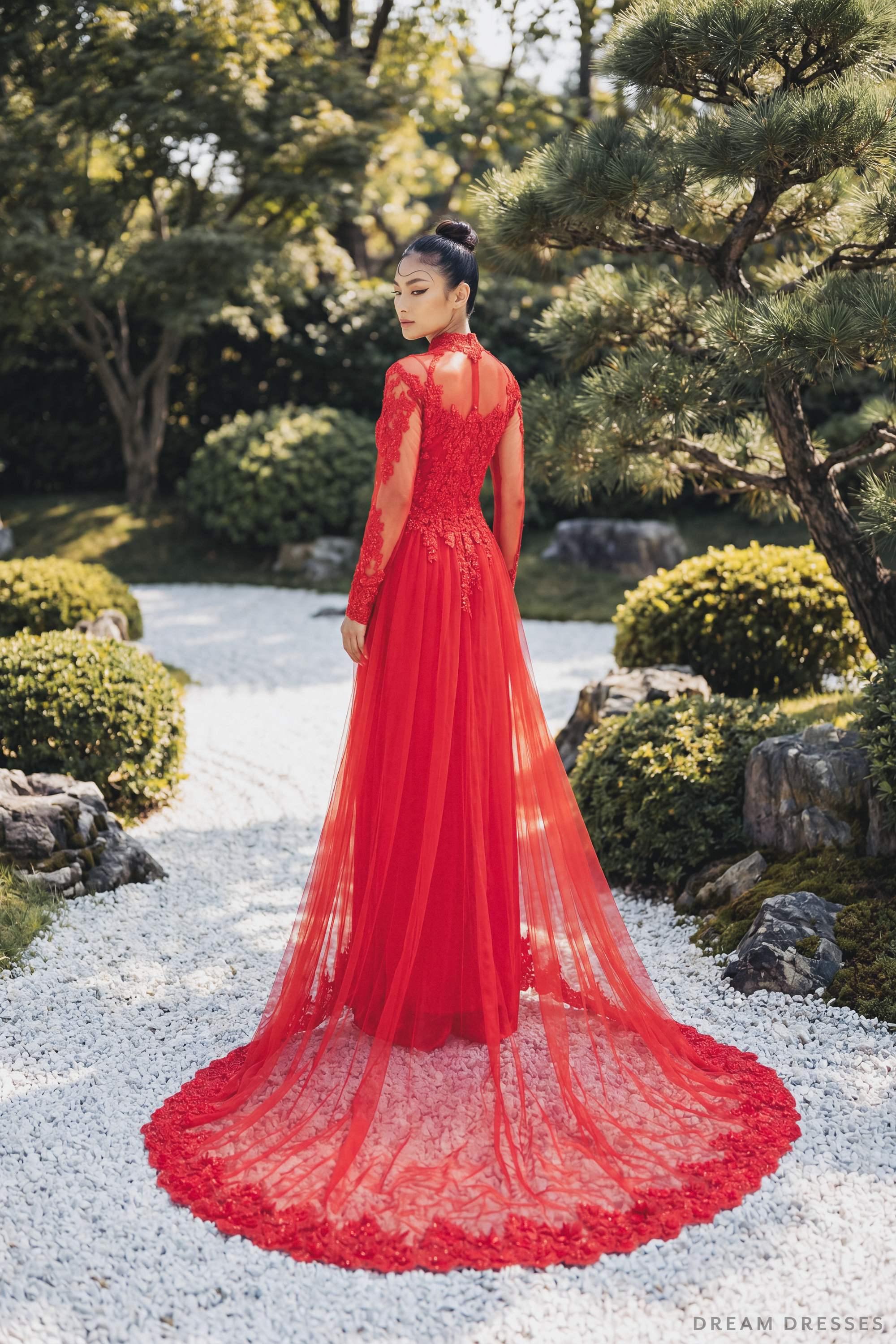 Red Bridal Ao Dai | Modern Vietnamese Bridal Dress (#VELORA)