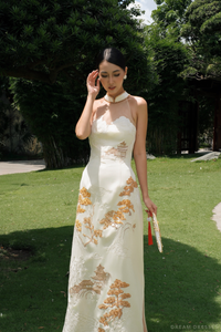 White Bridal Embroidery Ao Dai | Modern Vietnamese Bridal Dress (#YULAN) - Dream Dresses by P.M.N.