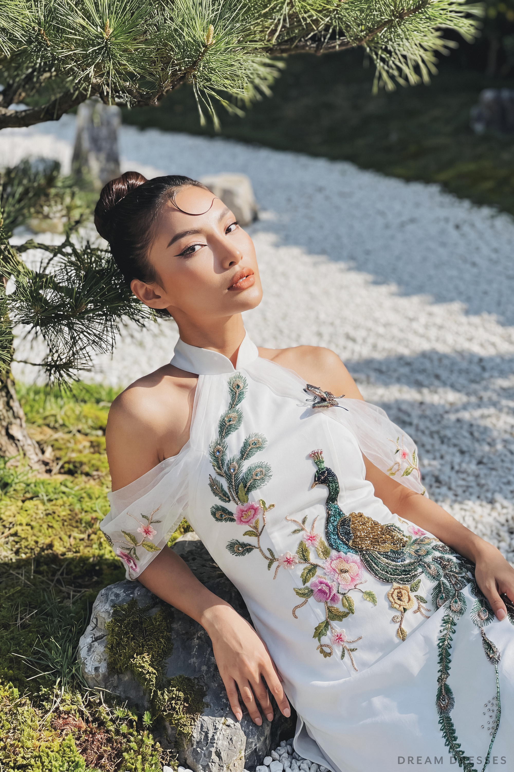 White Bridal Ao Dai with Peacock Embellishments | Modern Vietnamese Bridal Dress (#AILA)