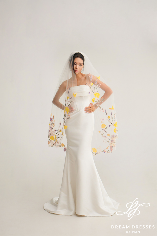 Fingertip Length Veil with Floral Lace (#LYRA) - Dream Dresses by P.M.N.