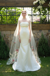 Romantic Red Rose Embroidered Veil (#JENNY) - Dream Dresses by P.M.N.